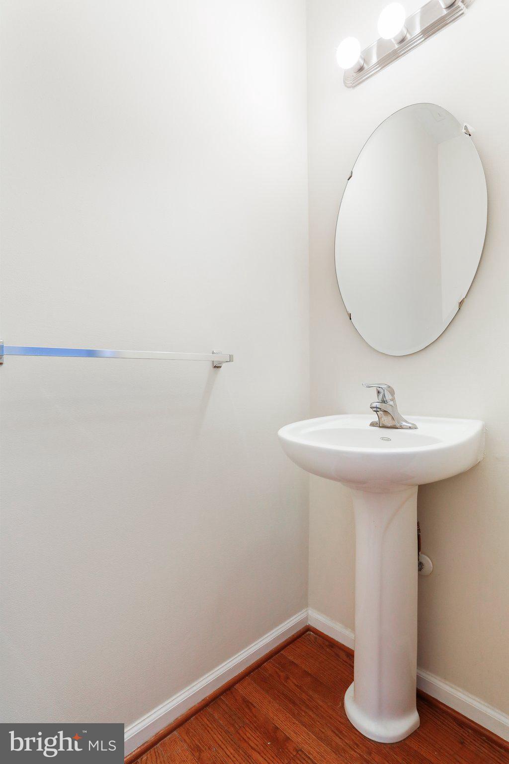 LAKELAND PLACE - Residential Lease