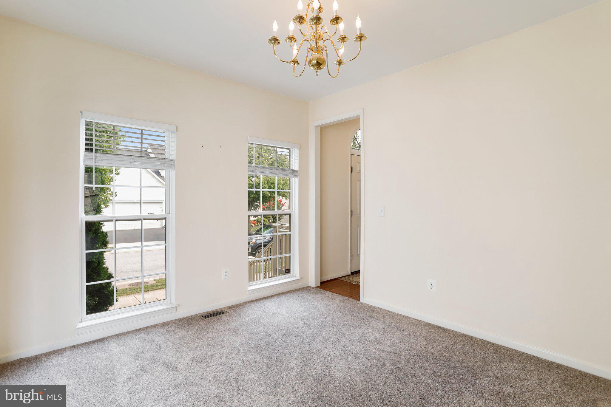 LAKELAND PLACE - Residential Lease