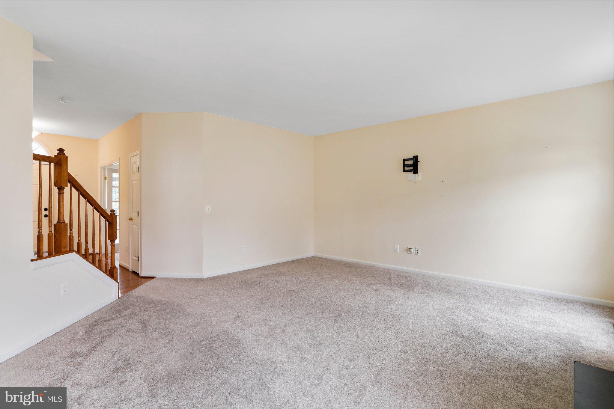 LAKELAND PLACE - Residential Lease