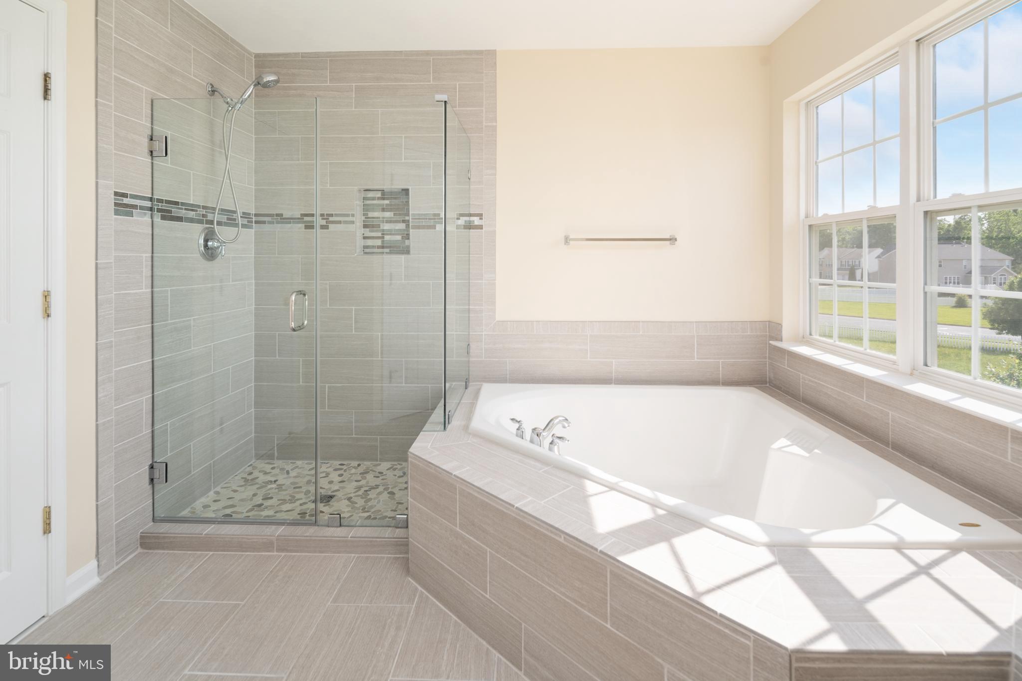 THE FALLS AT LEE'S PARK - Residential