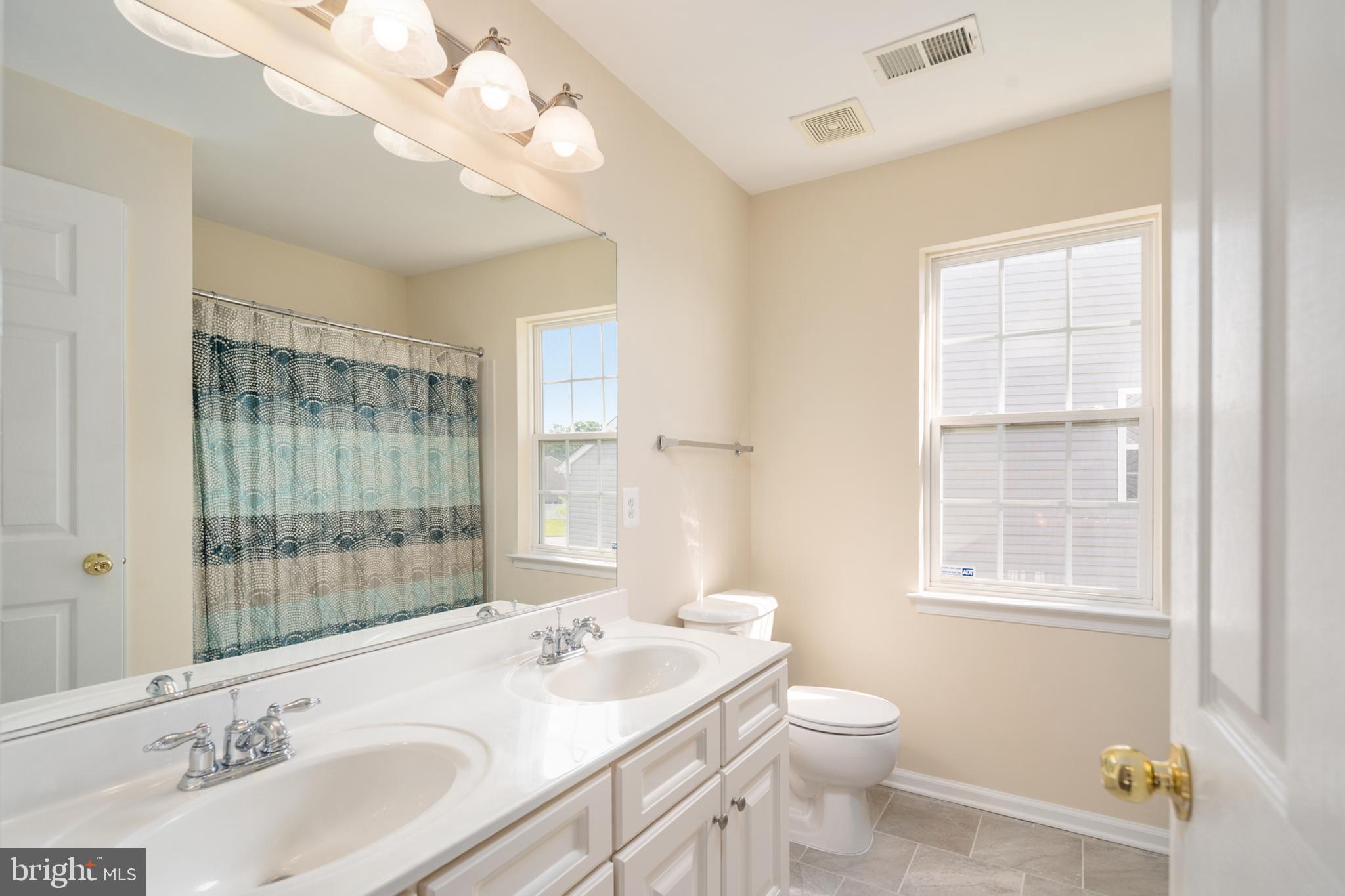 THE FALLS AT LEE'S PARK - Residential