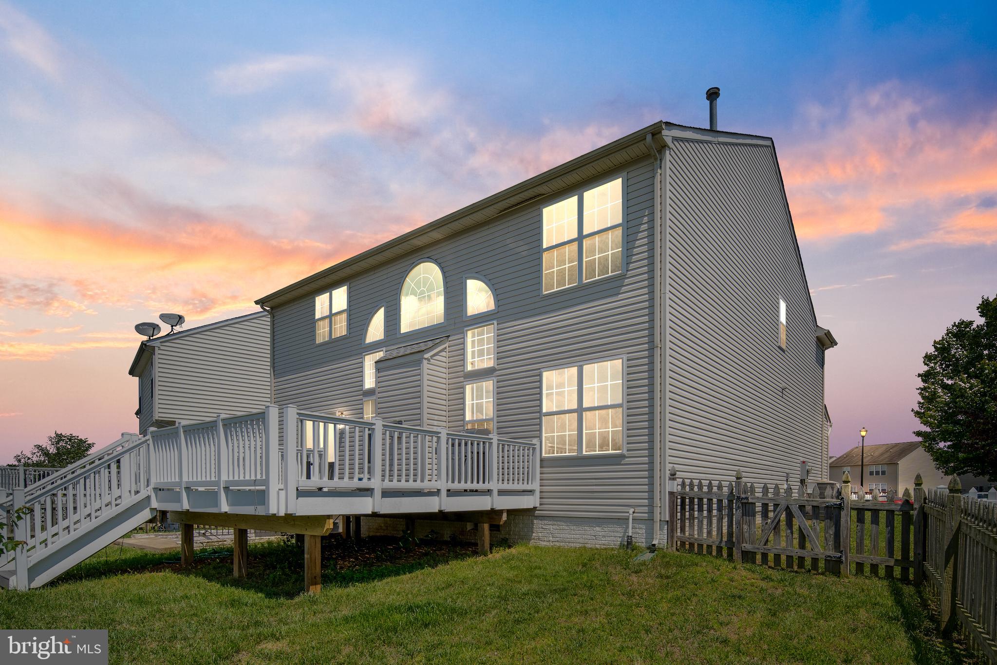 THE FALLS AT LEE'S PARK - Residential