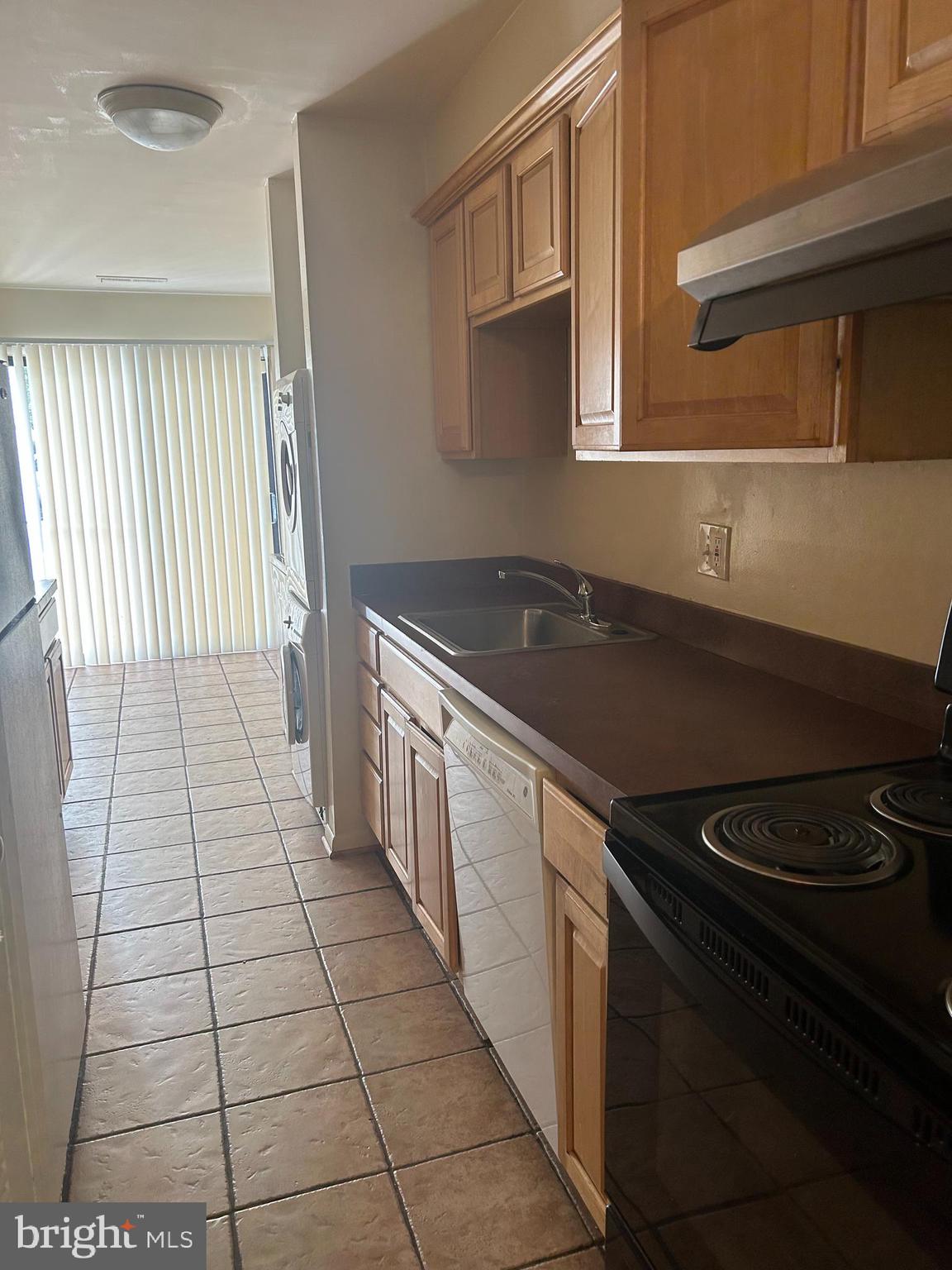 WINDSOR PARK - Residential Lease