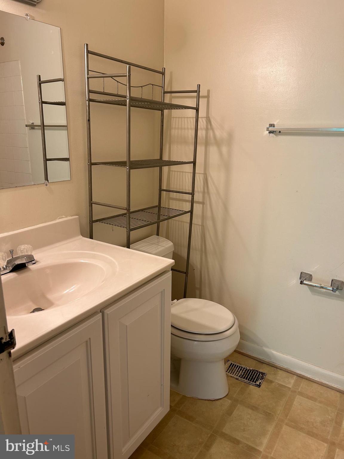 WINDSOR PARK - Residential Lease