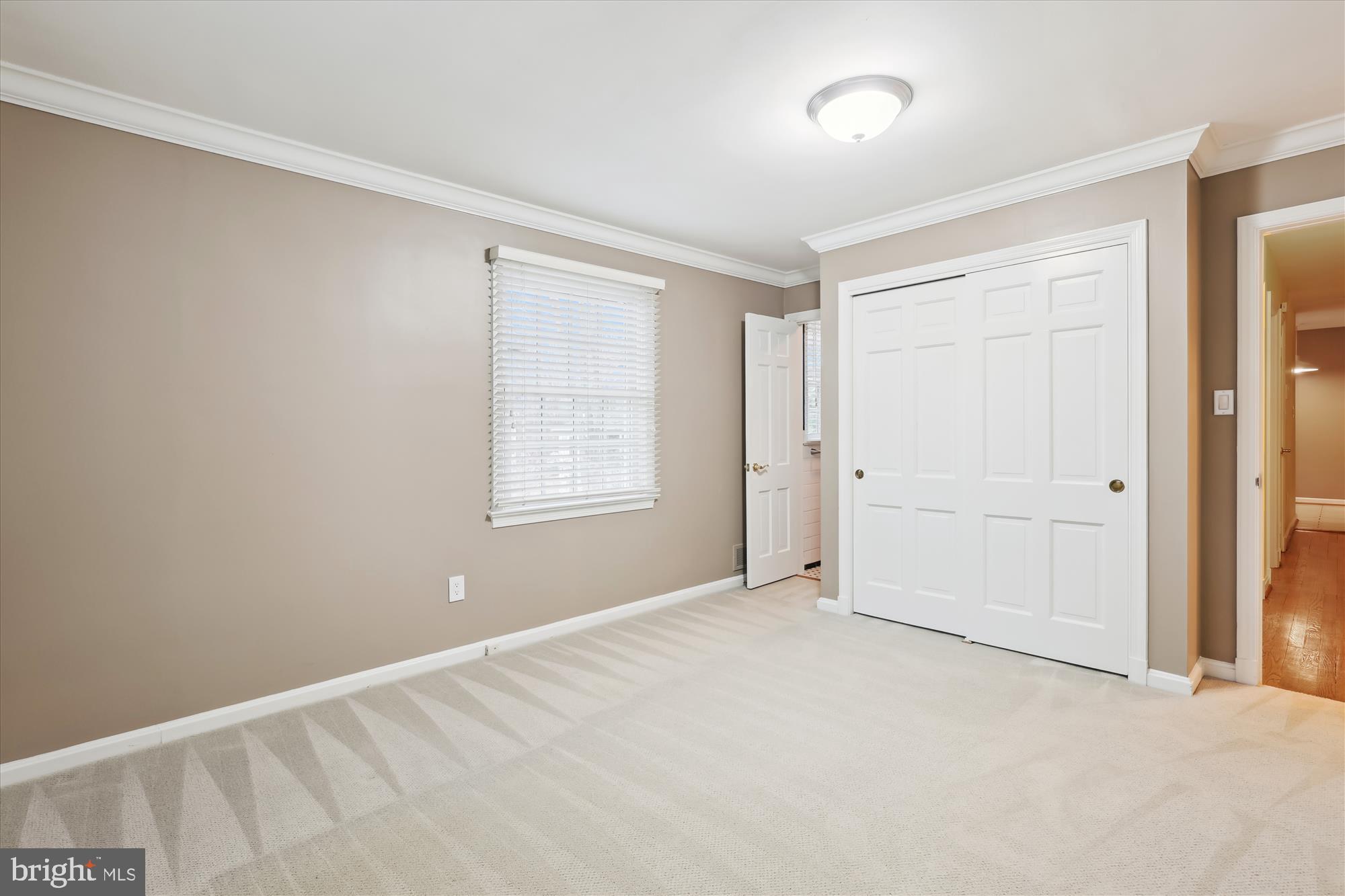 GOLF CLUB MANOR - Residential