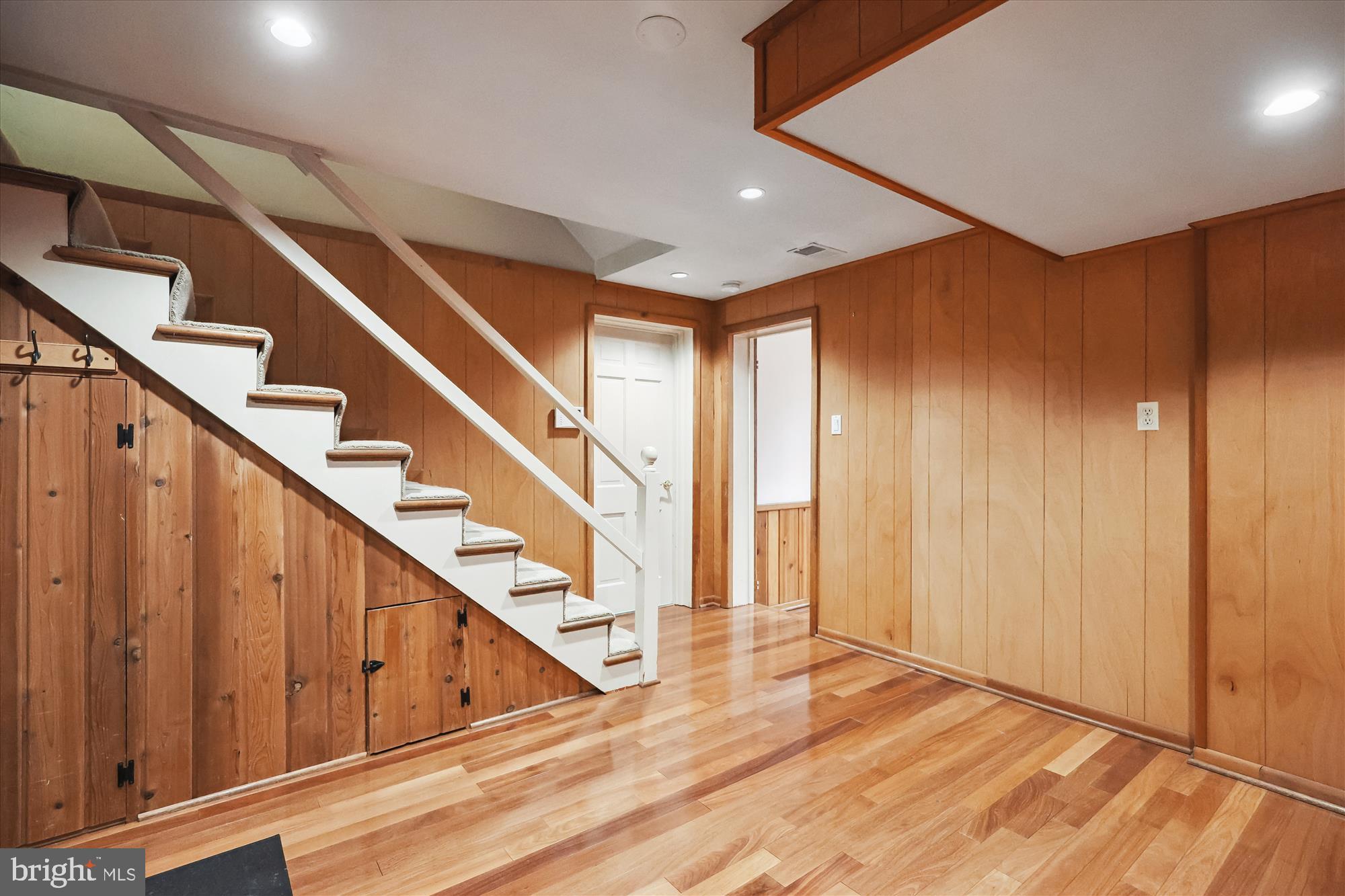 GOLF CLUB MANOR - Residential