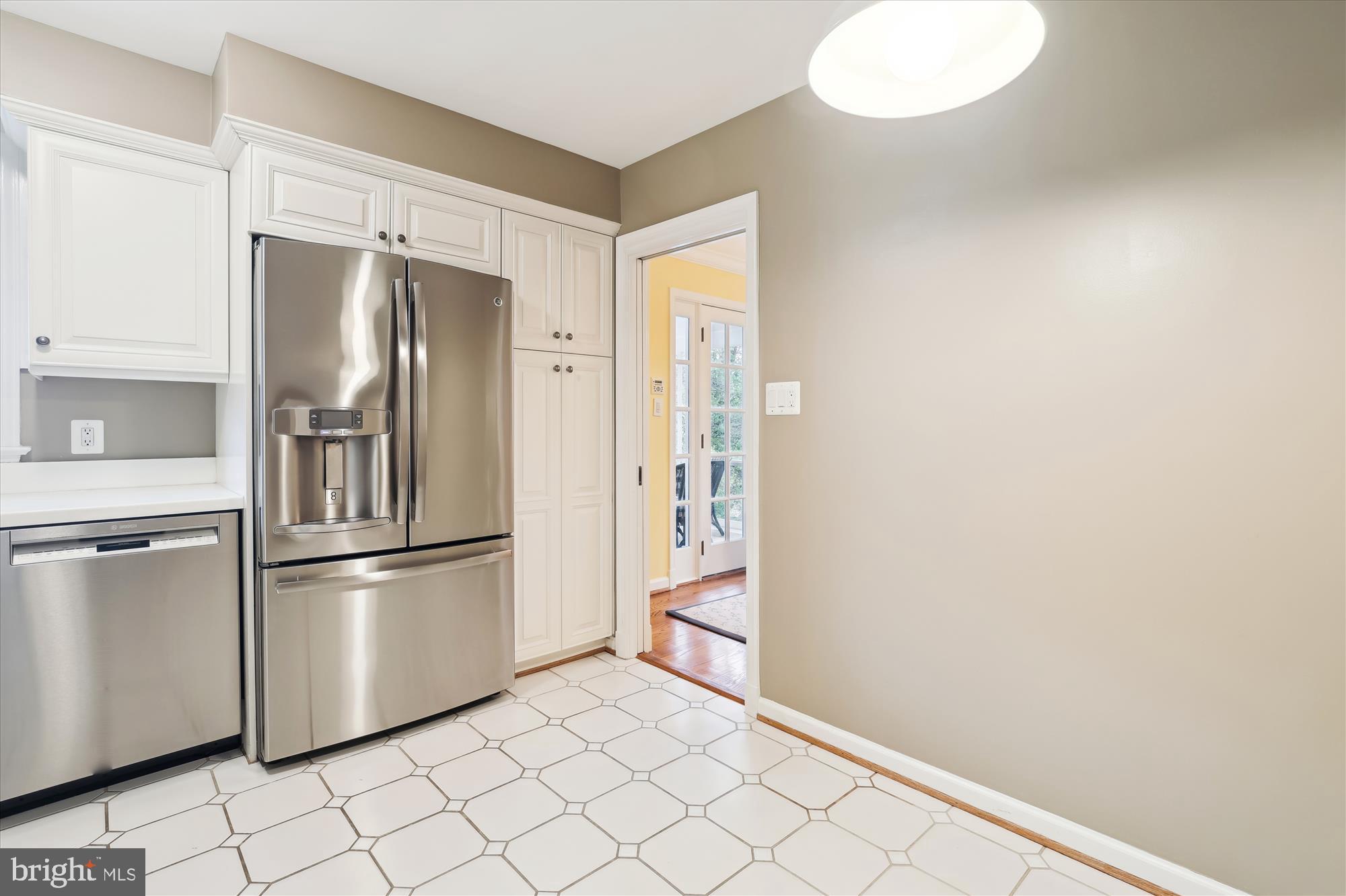 GOLF CLUB MANOR - Residential