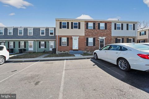 Photo of 8215 Tomlinson Court, SEVERN, MD 21144 (MLS # MDAA2137760)