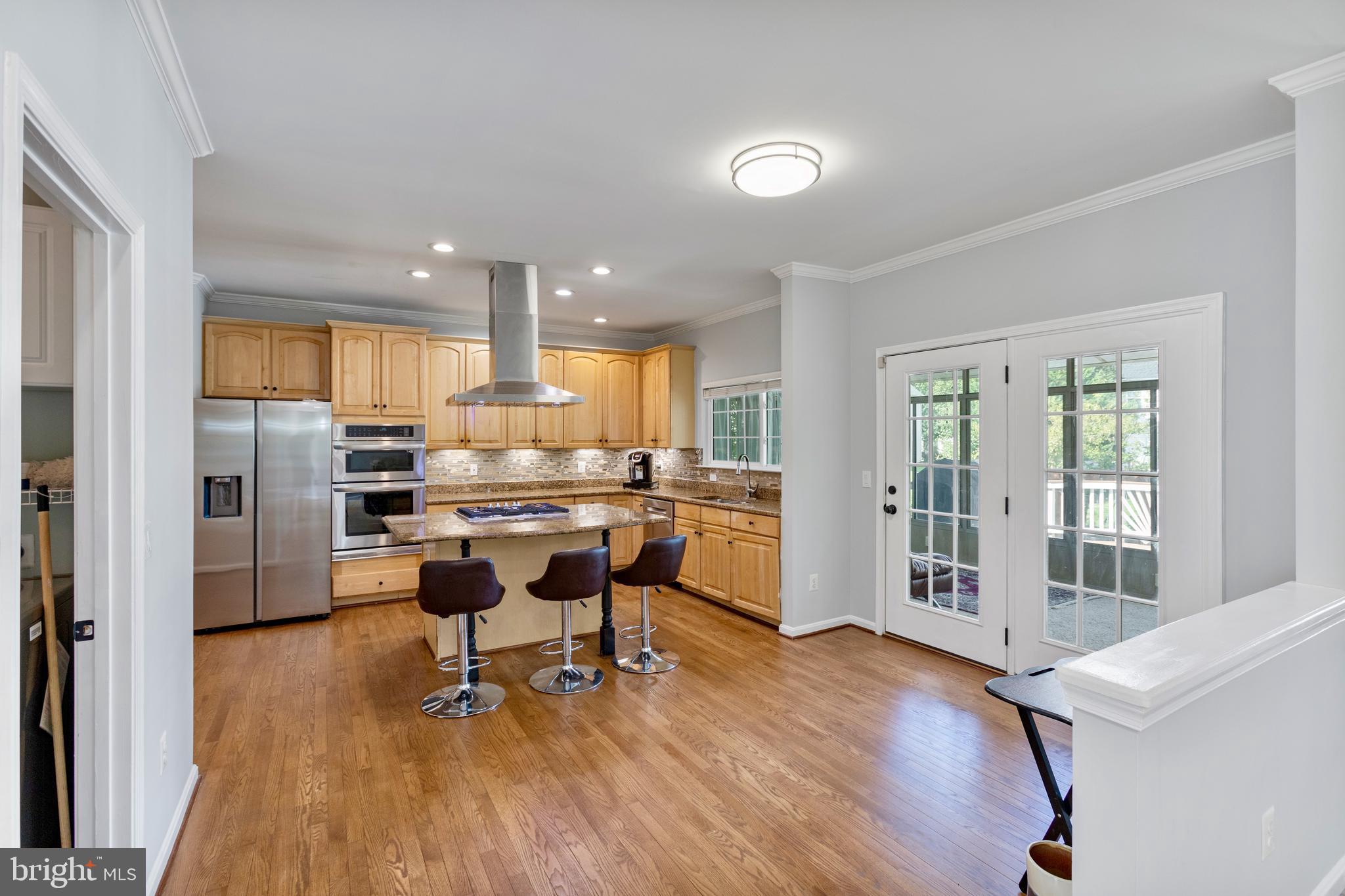 SIGNATURE AT BROADLANDS - Residential