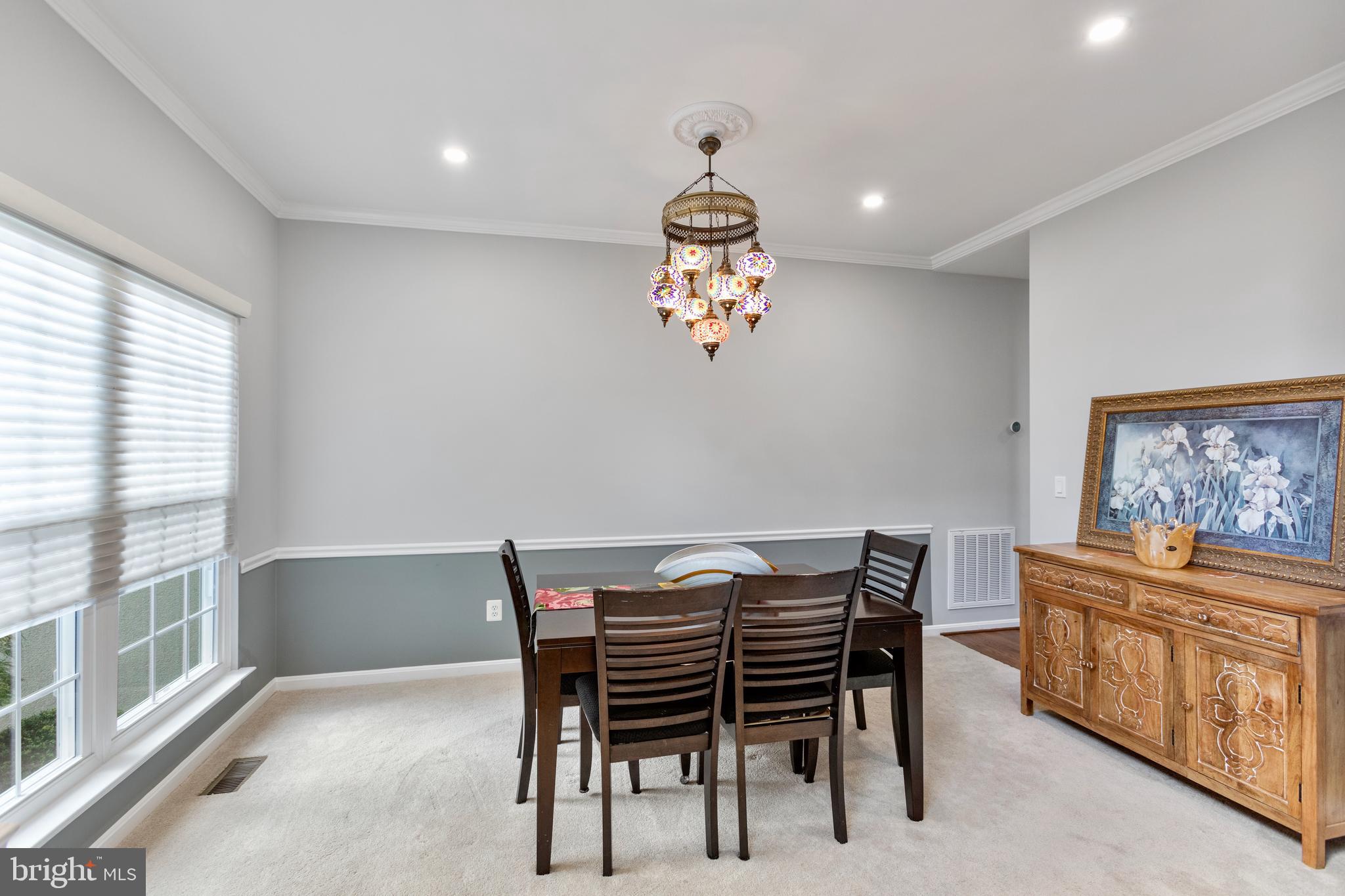 SIGNATURE AT BROADLANDS - Residential