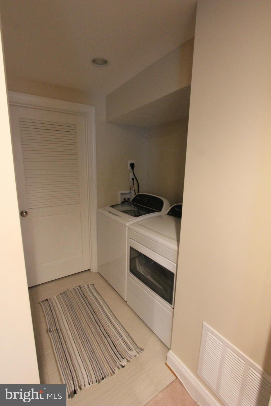 WESTOVER - Residential Lease