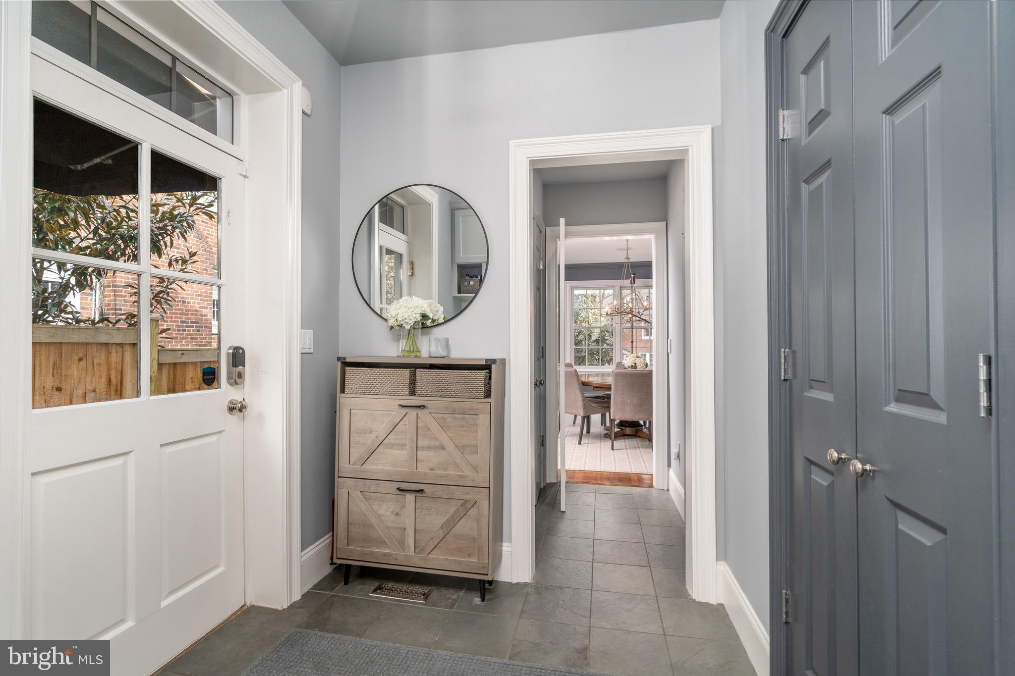 OBSERVATORY CIRCLE - Residential