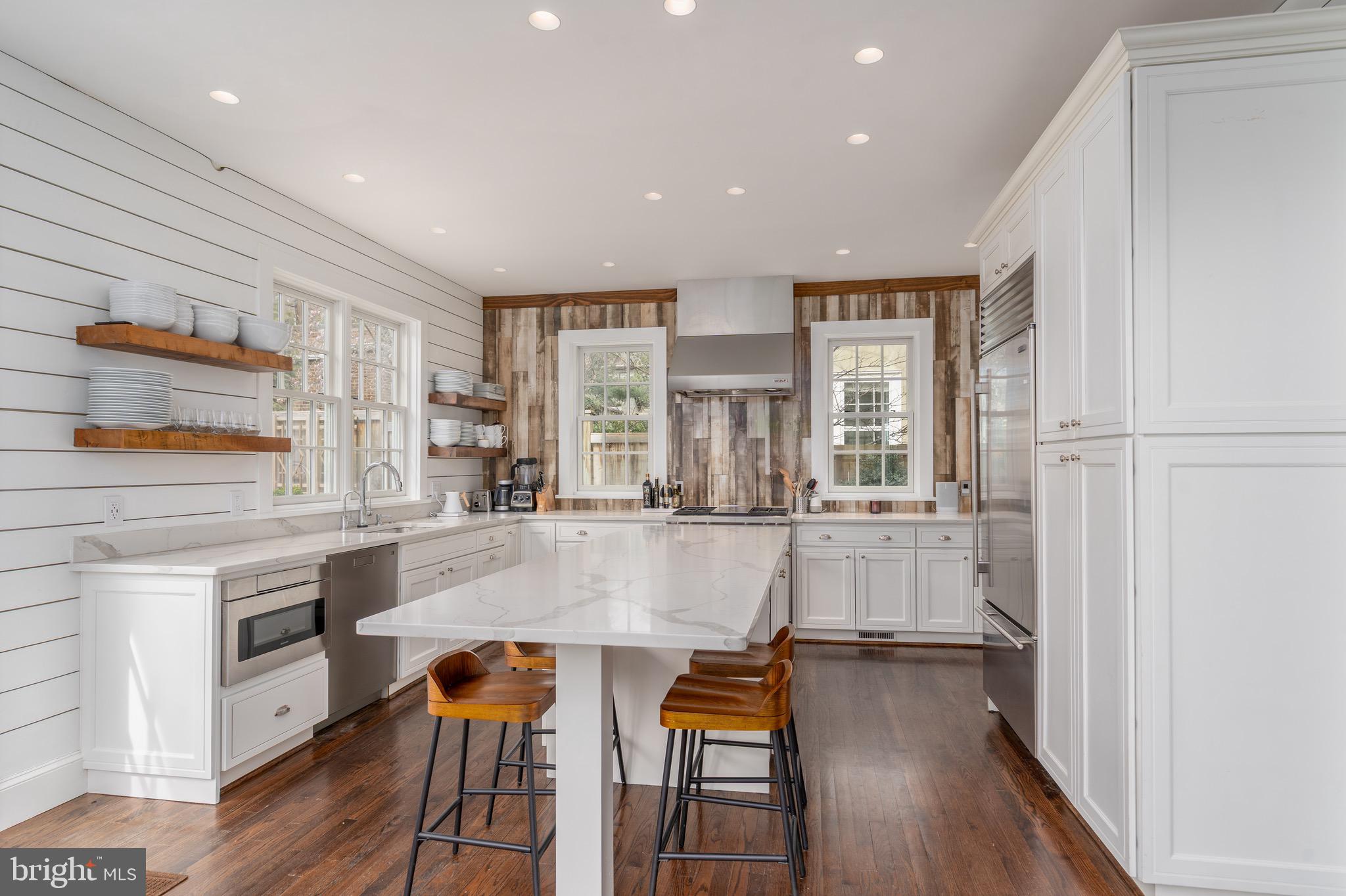 OBSERVATORY CIRCLE - Residential