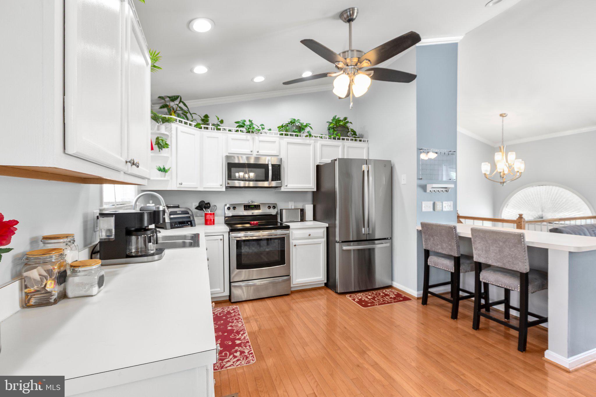 STRATFORD PLACE - Residential