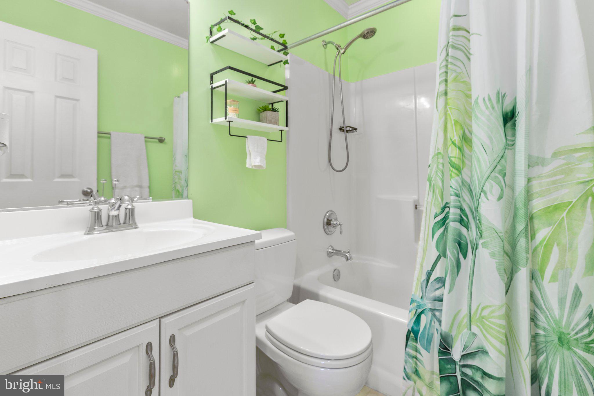 STRATFORD PLACE - Residential