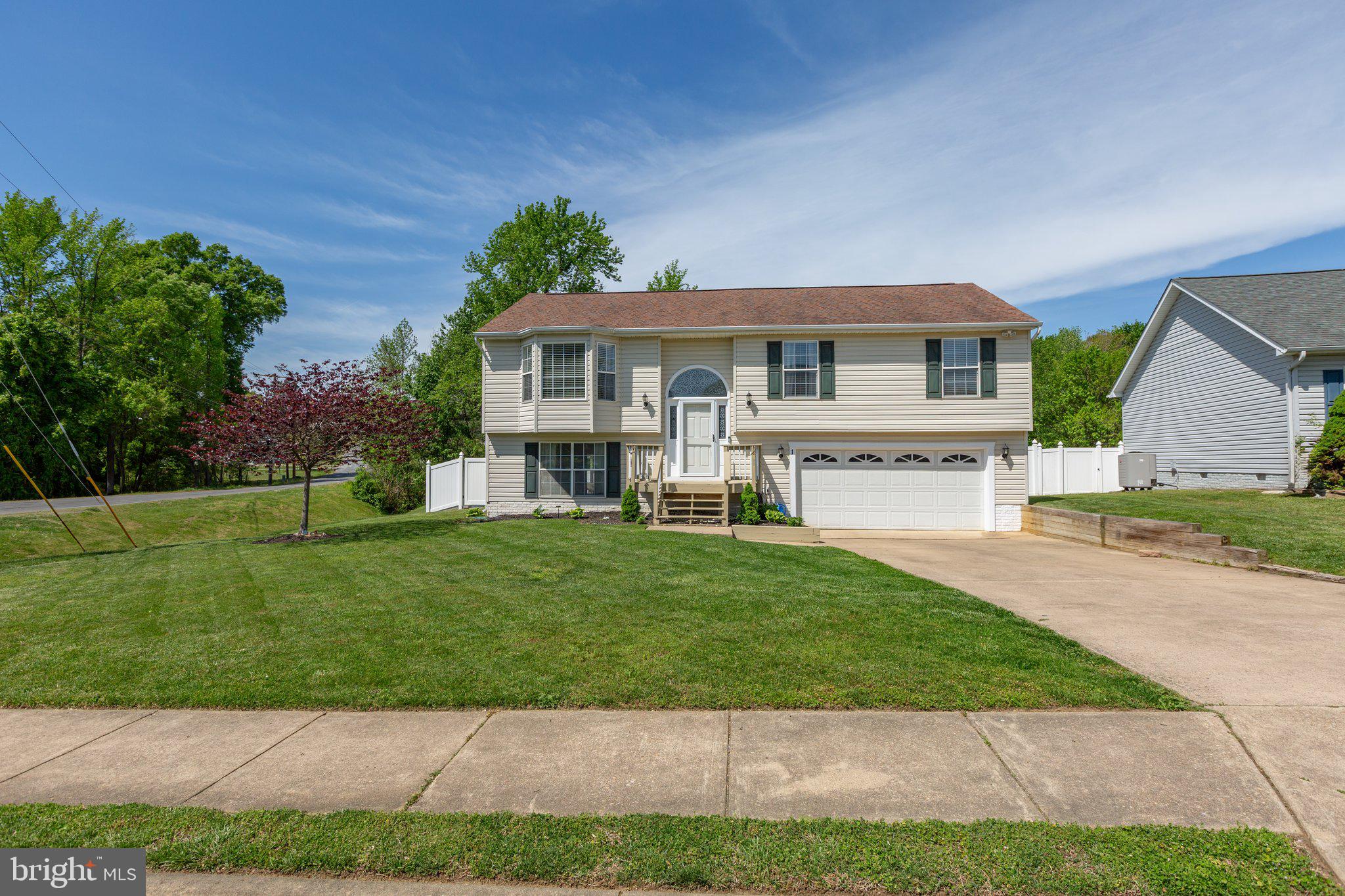 STRATFORD PLACE - Residential