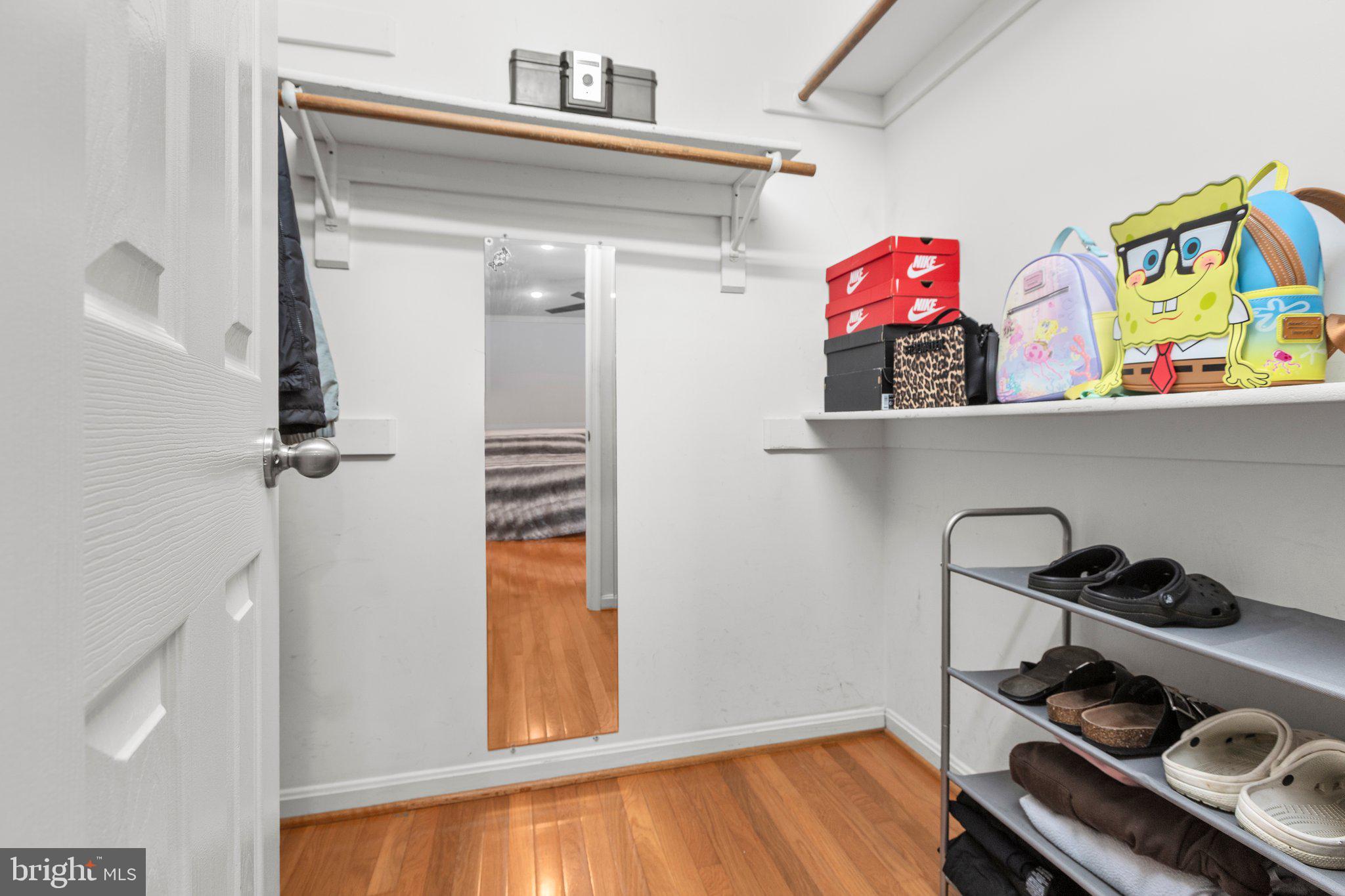 STRATFORD PLACE - Residential