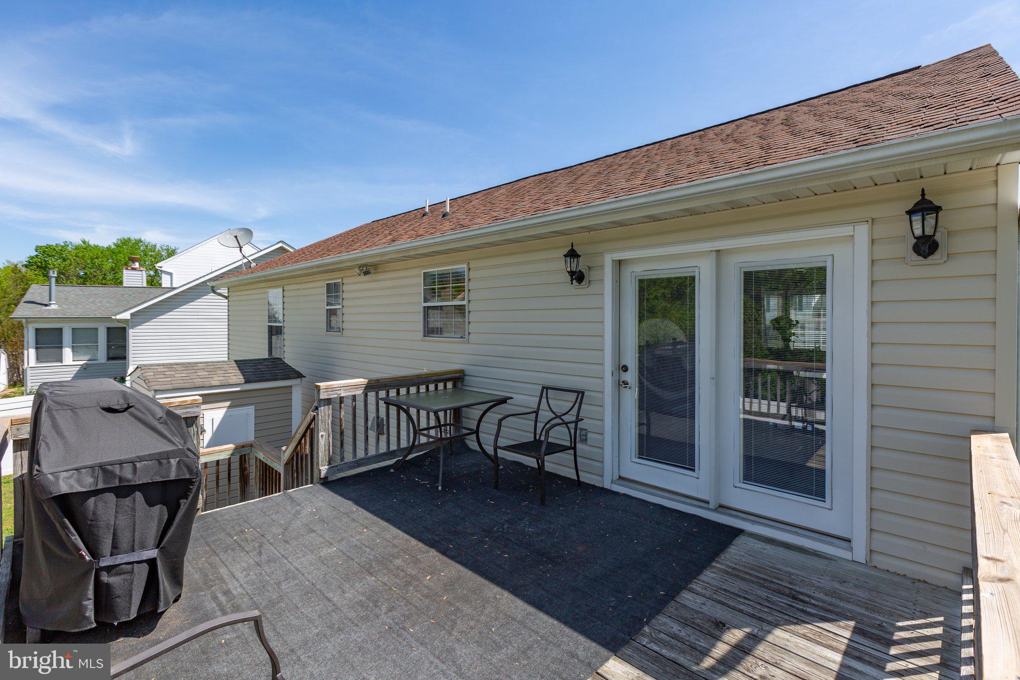 STRATFORD PLACE - Residential