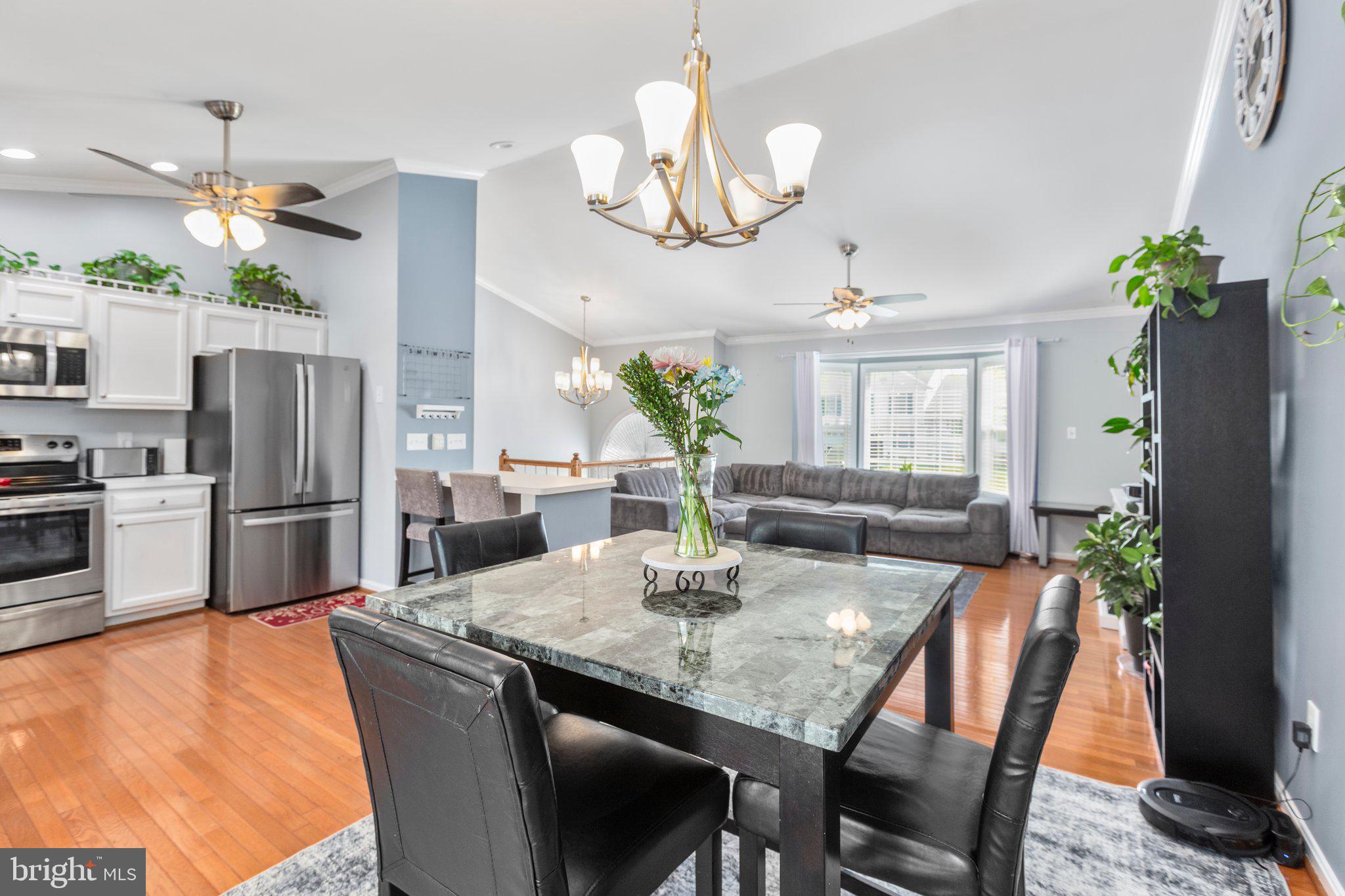 STRATFORD PLACE - Residential