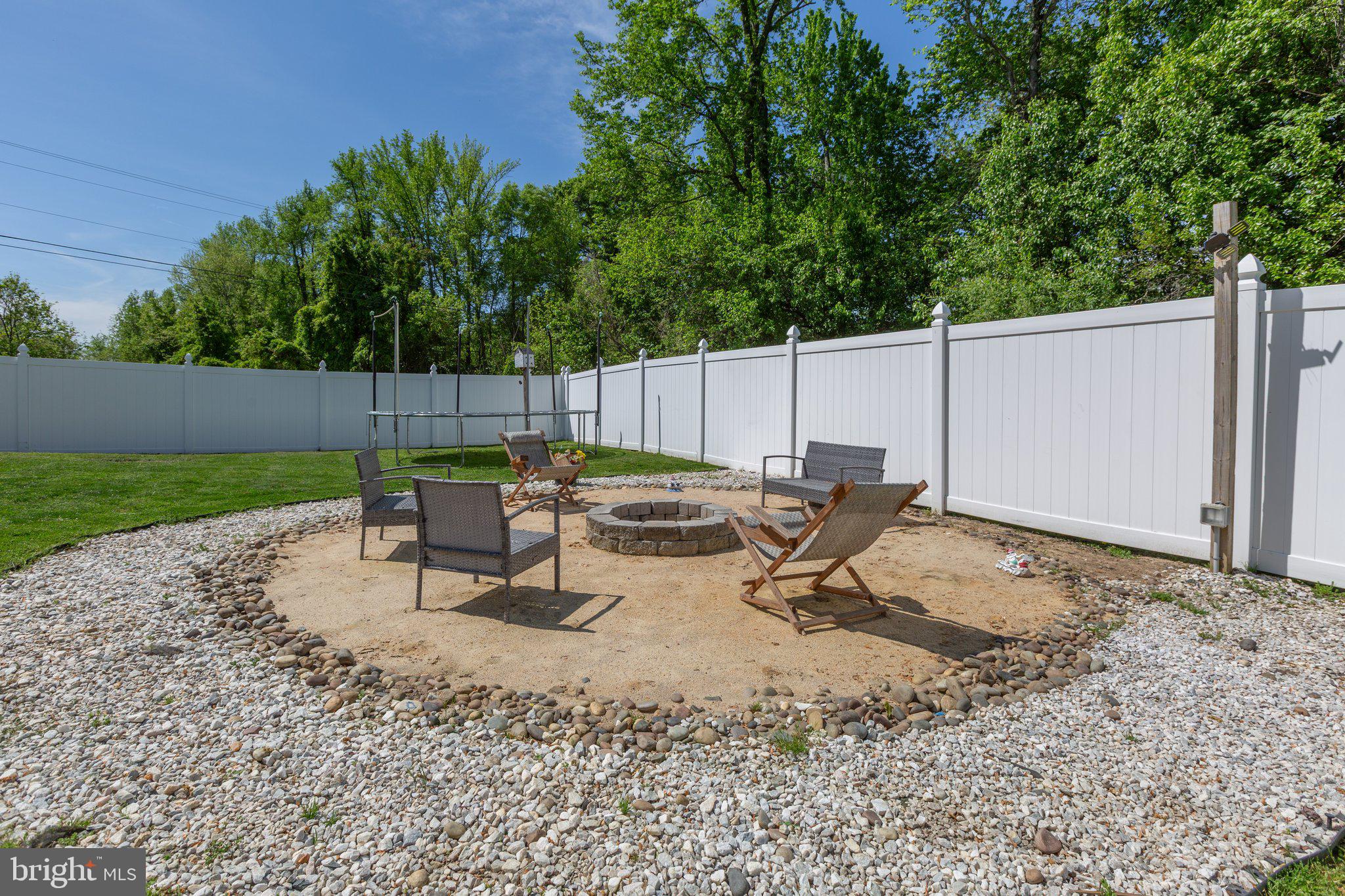 STRATFORD PLACE - Residential