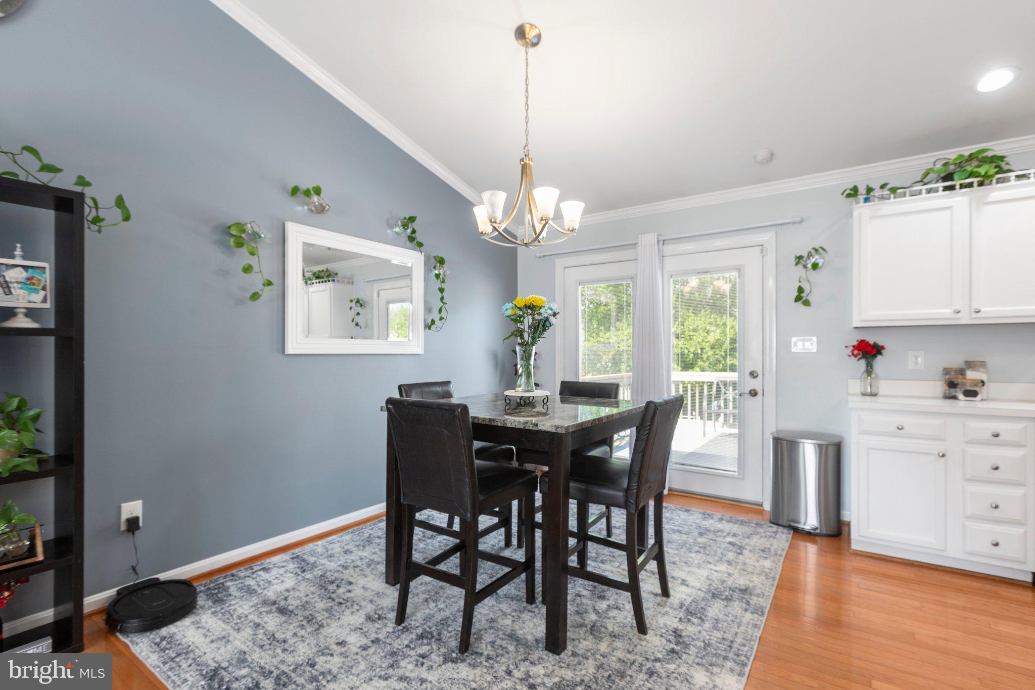 STRATFORD PLACE - Residential