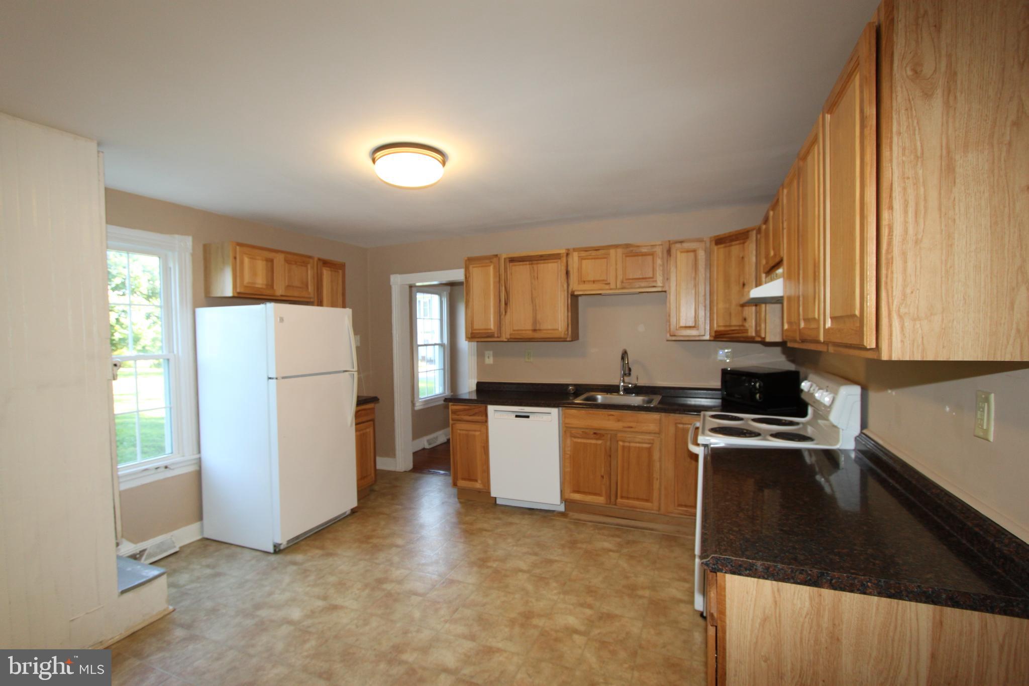 SHENANDOAH JUNCTION - Residential Lease