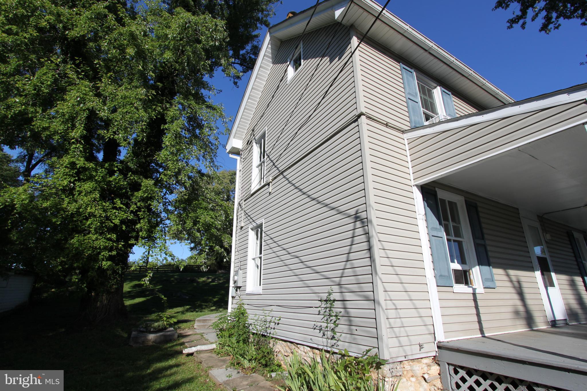 SHENANDOAH JUNCTION - Residential Lease