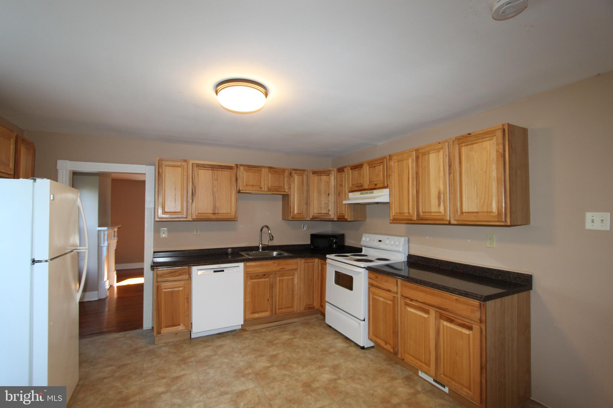 SHENANDOAH JUNCTION - Residential Lease