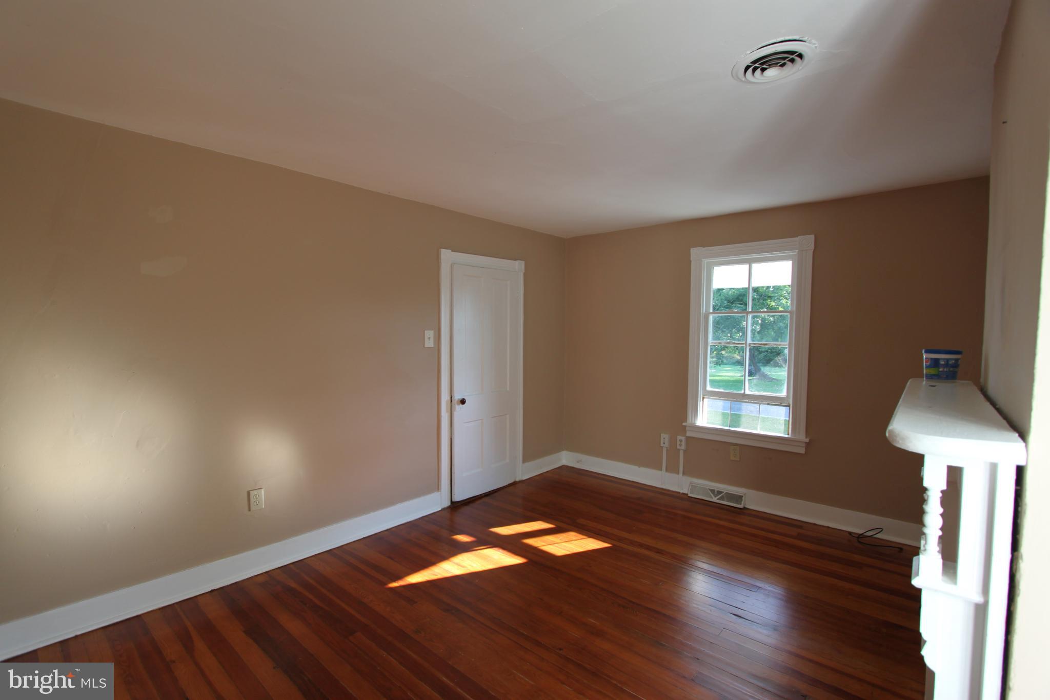 SHENANDOAH JUNCTION - Residential Lease