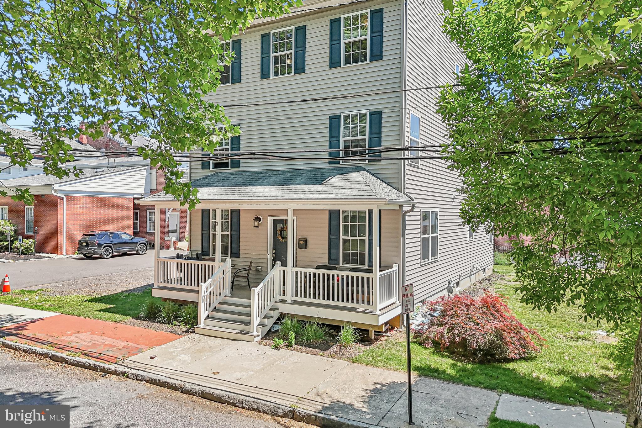 311 SAINT MARY STREET