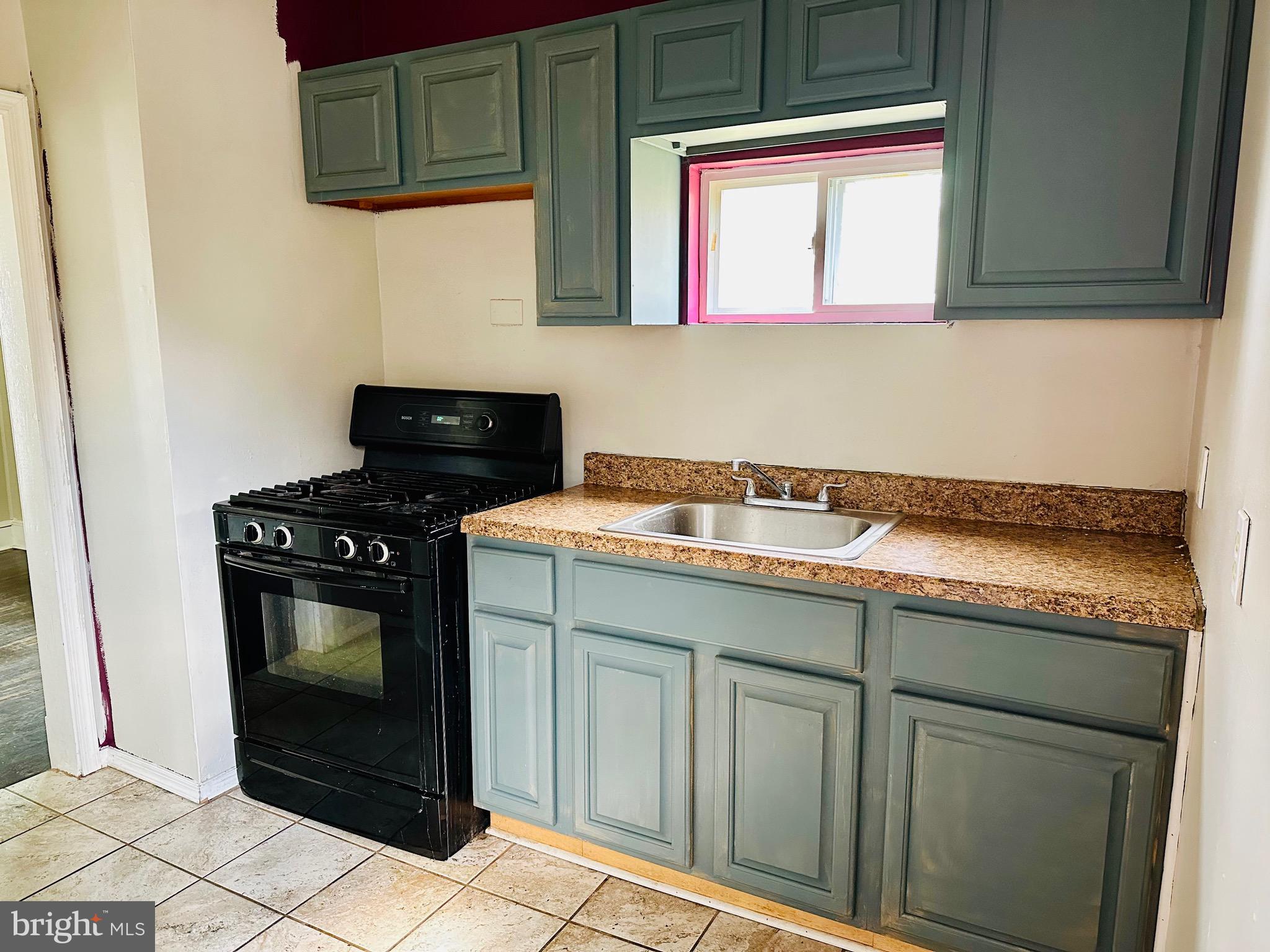 GARDENVILLE - Residential