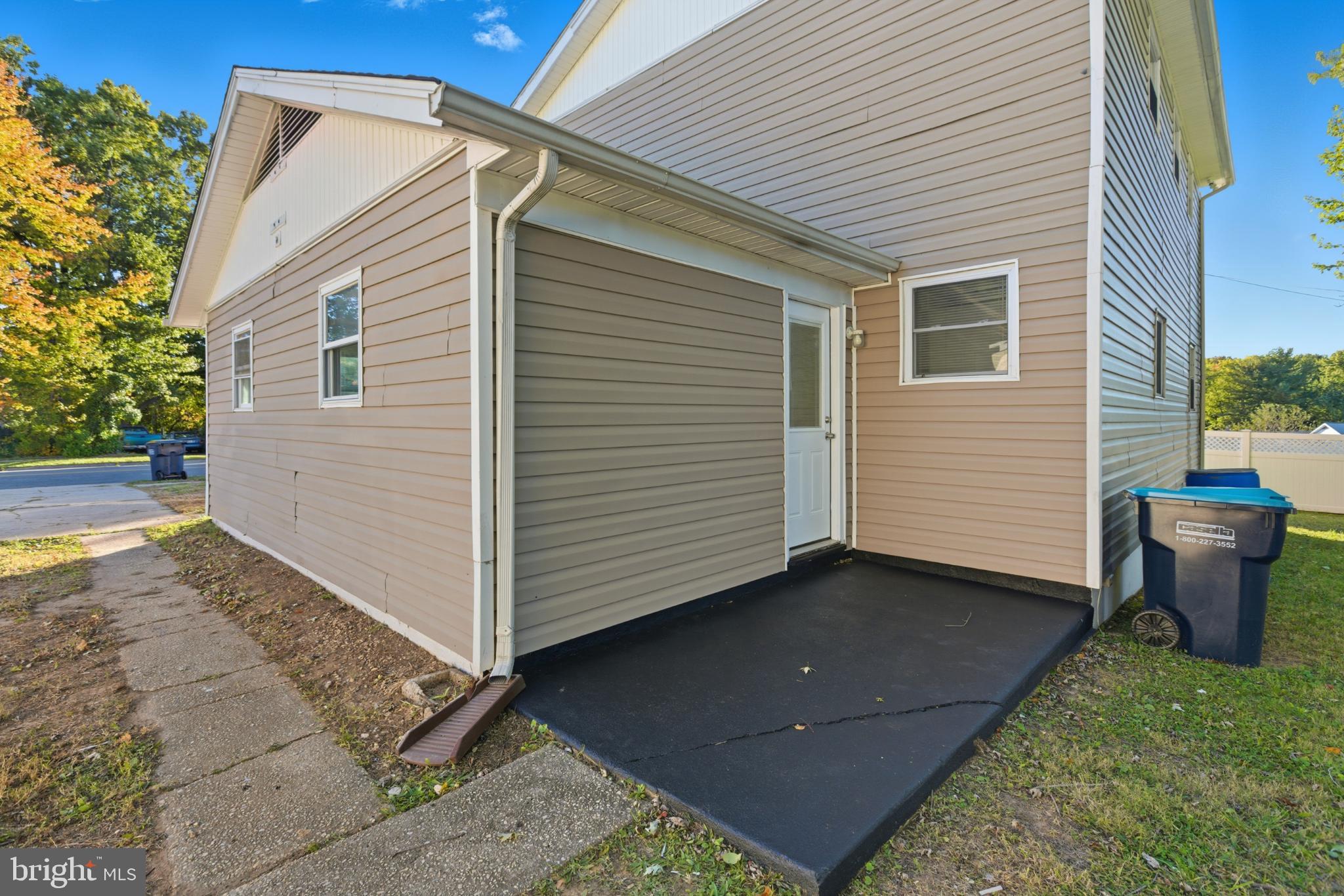 EDGE MEAD - Residential