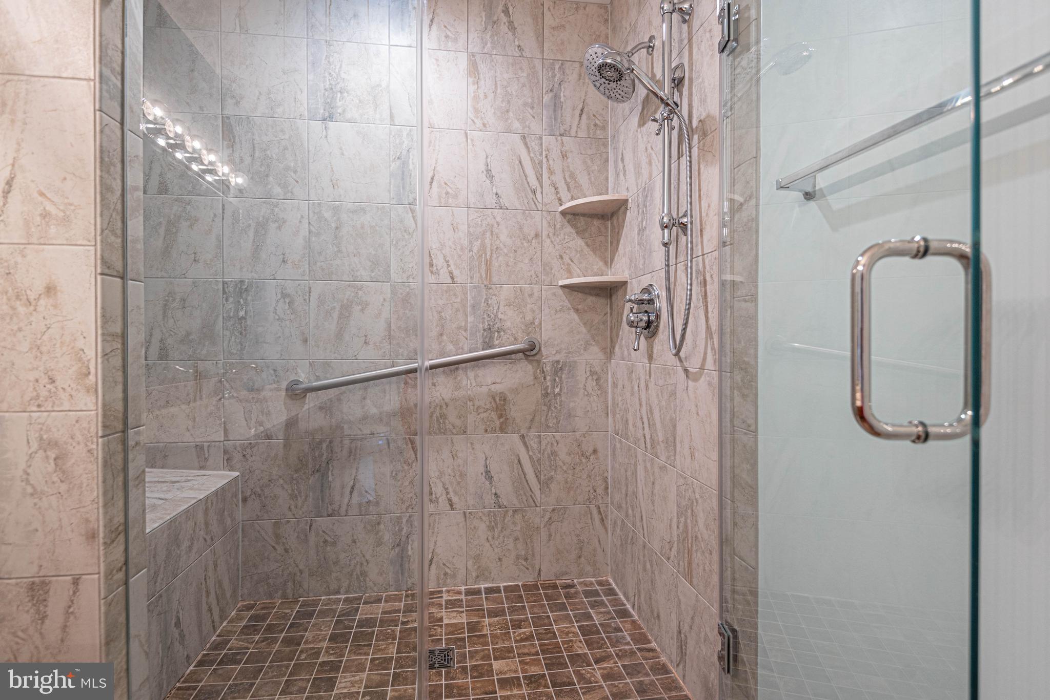 CAINE WOODS - Residential