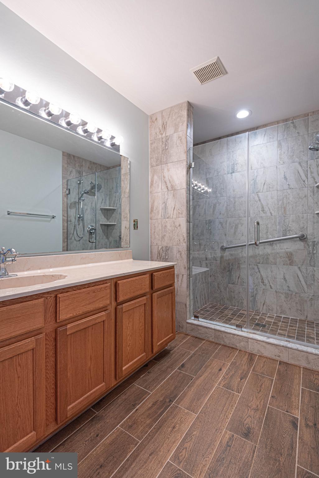 CAINE WOODS - Residential