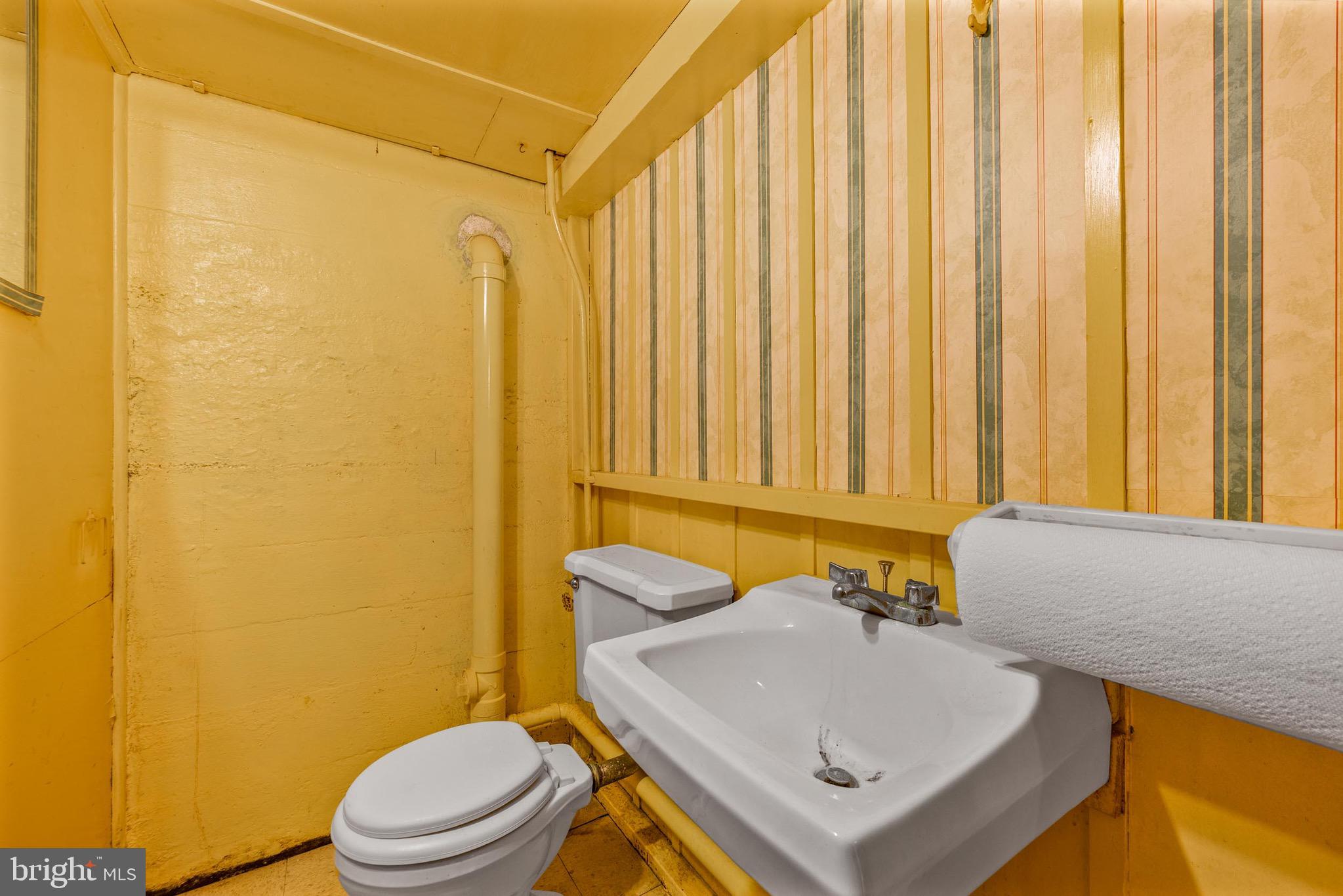 MIDDLE RIVER - Residential