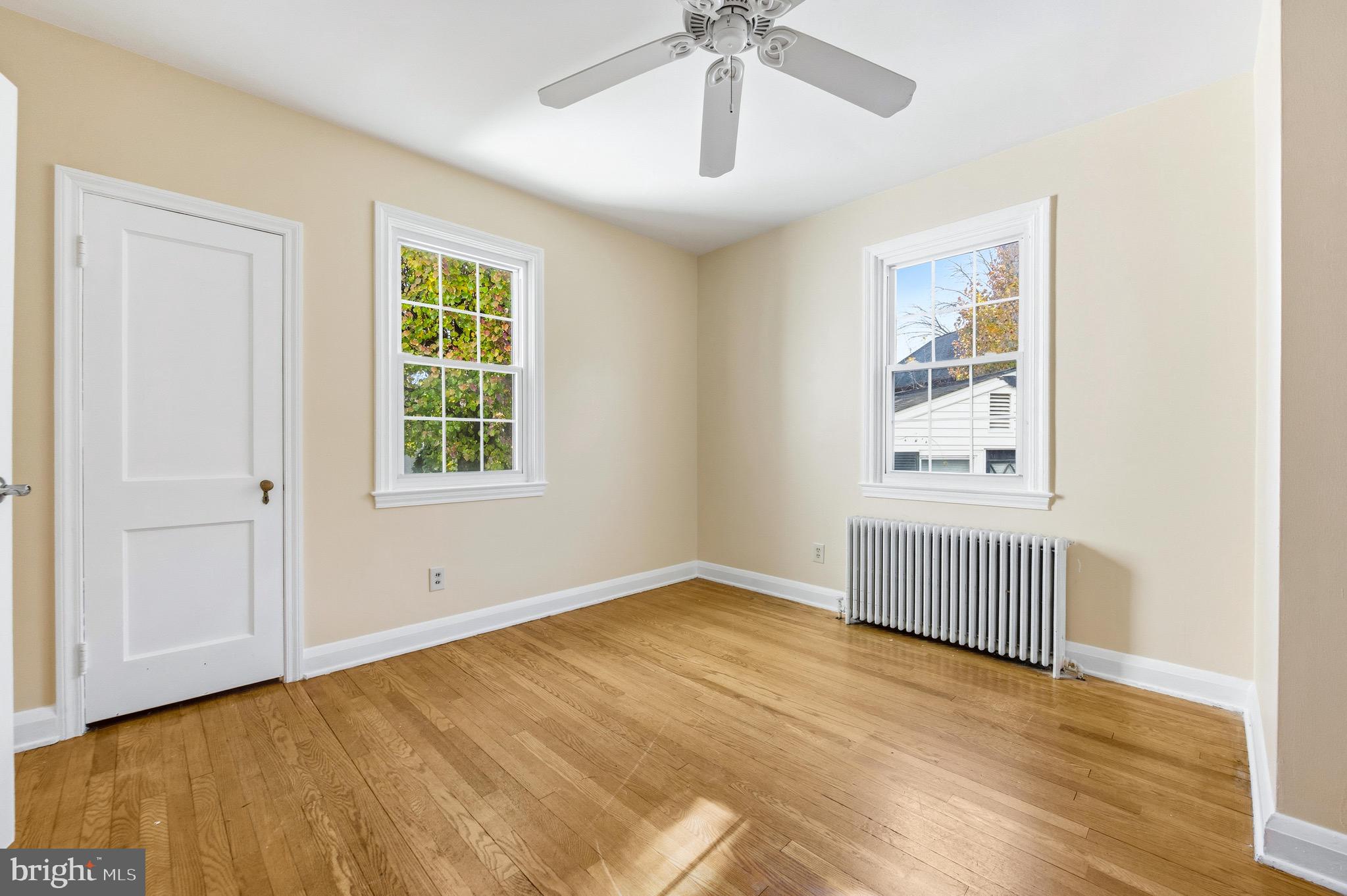 MIDDLE RIVER - Residential