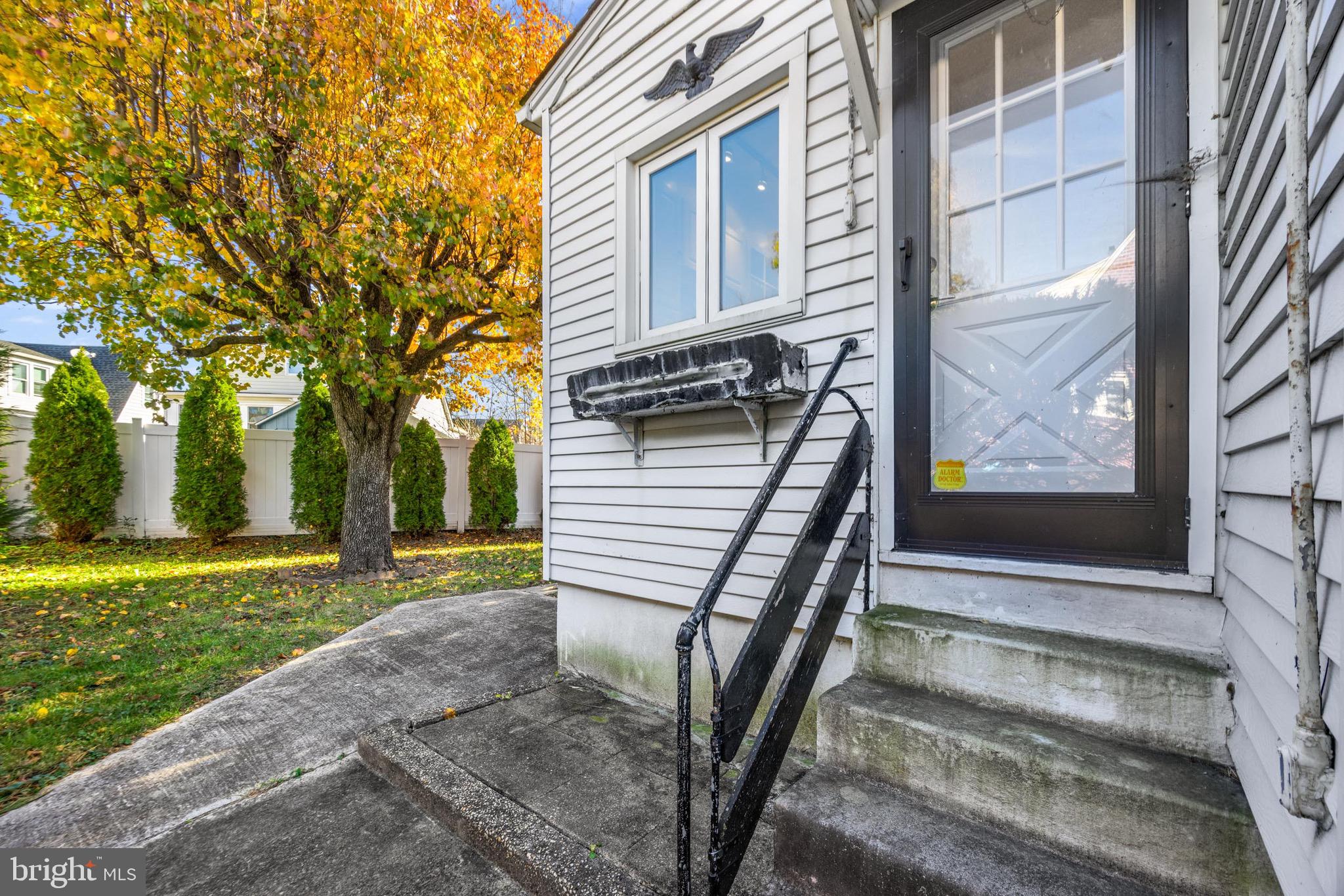 MIDDLE RIVER - Residential