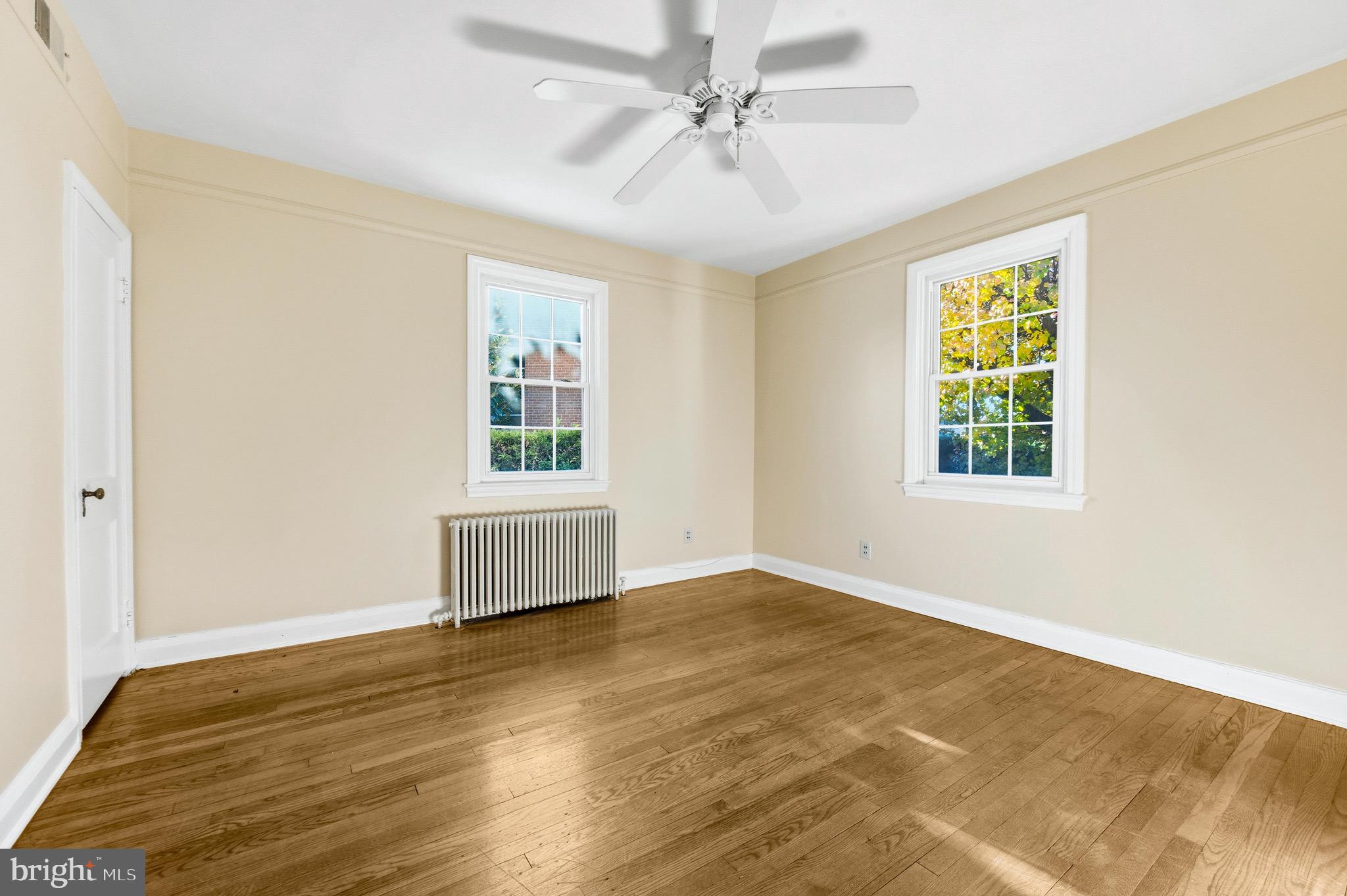 MIDDLE RIVER - Residential