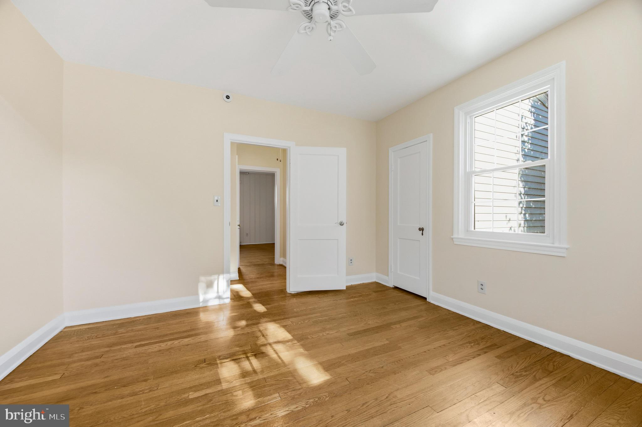 MIDDLE RIVER - Residential