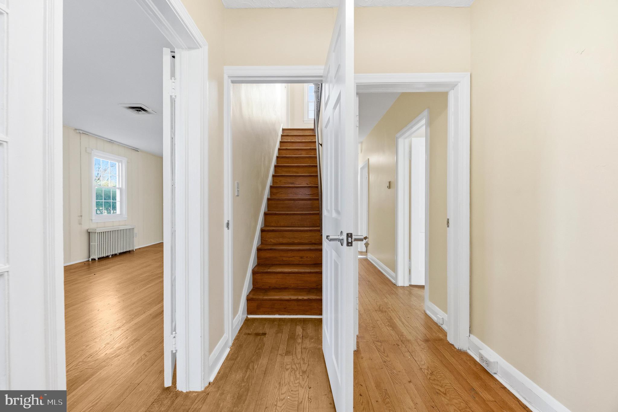 MIDDLE RIVER - Residential