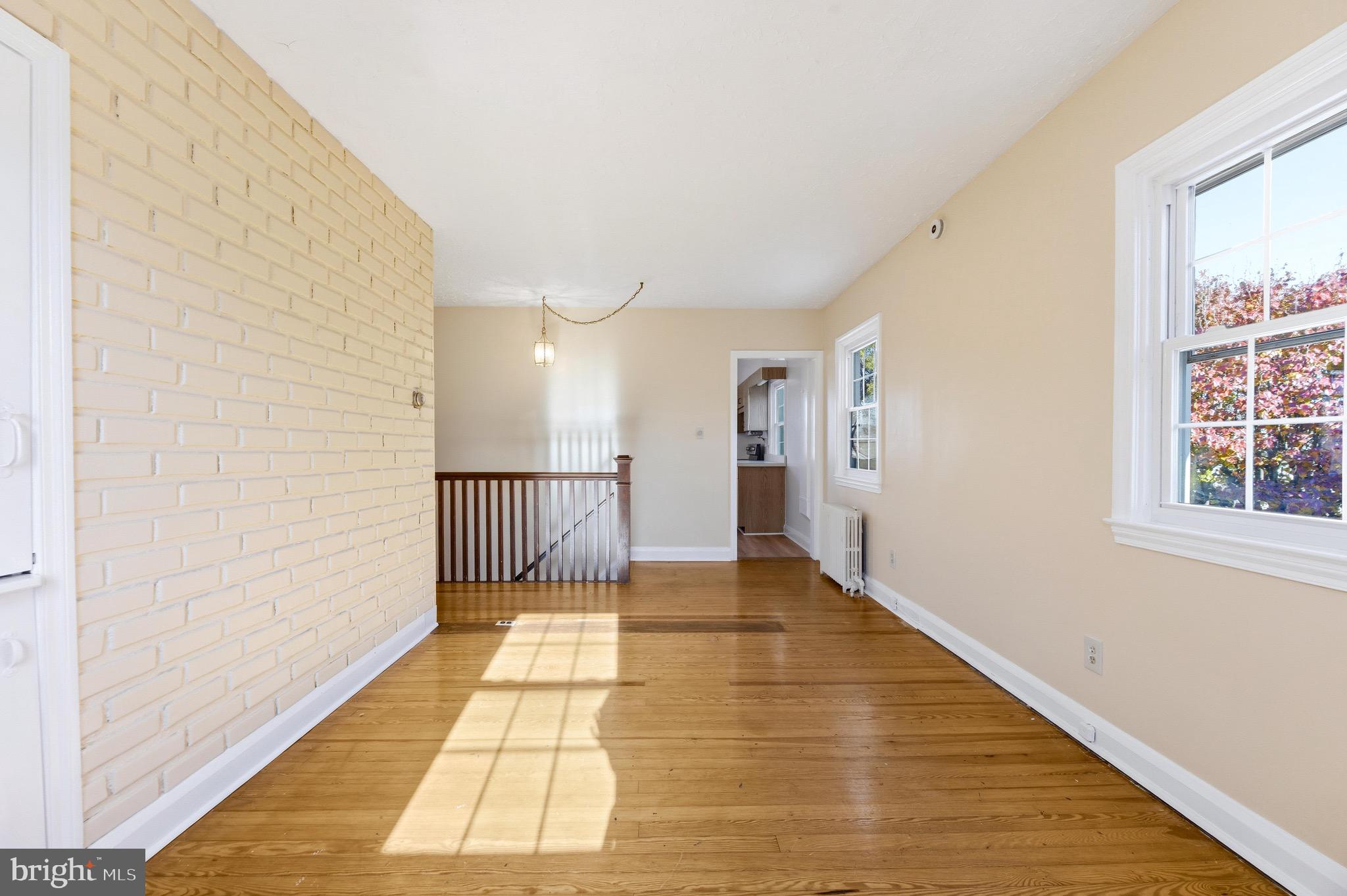 MIDDLE RIVER - Residential