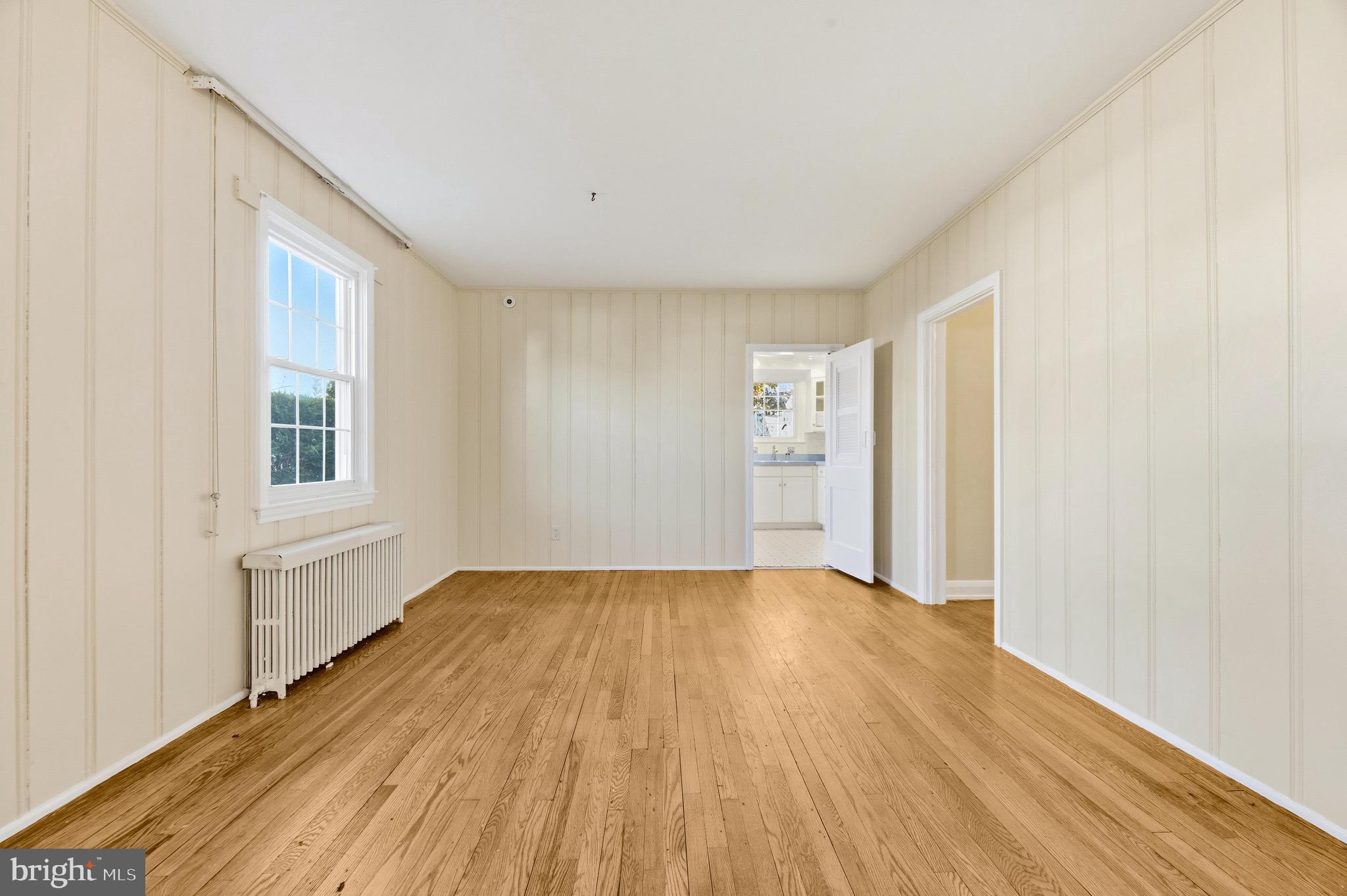 MIDDLE RIVER - Residential