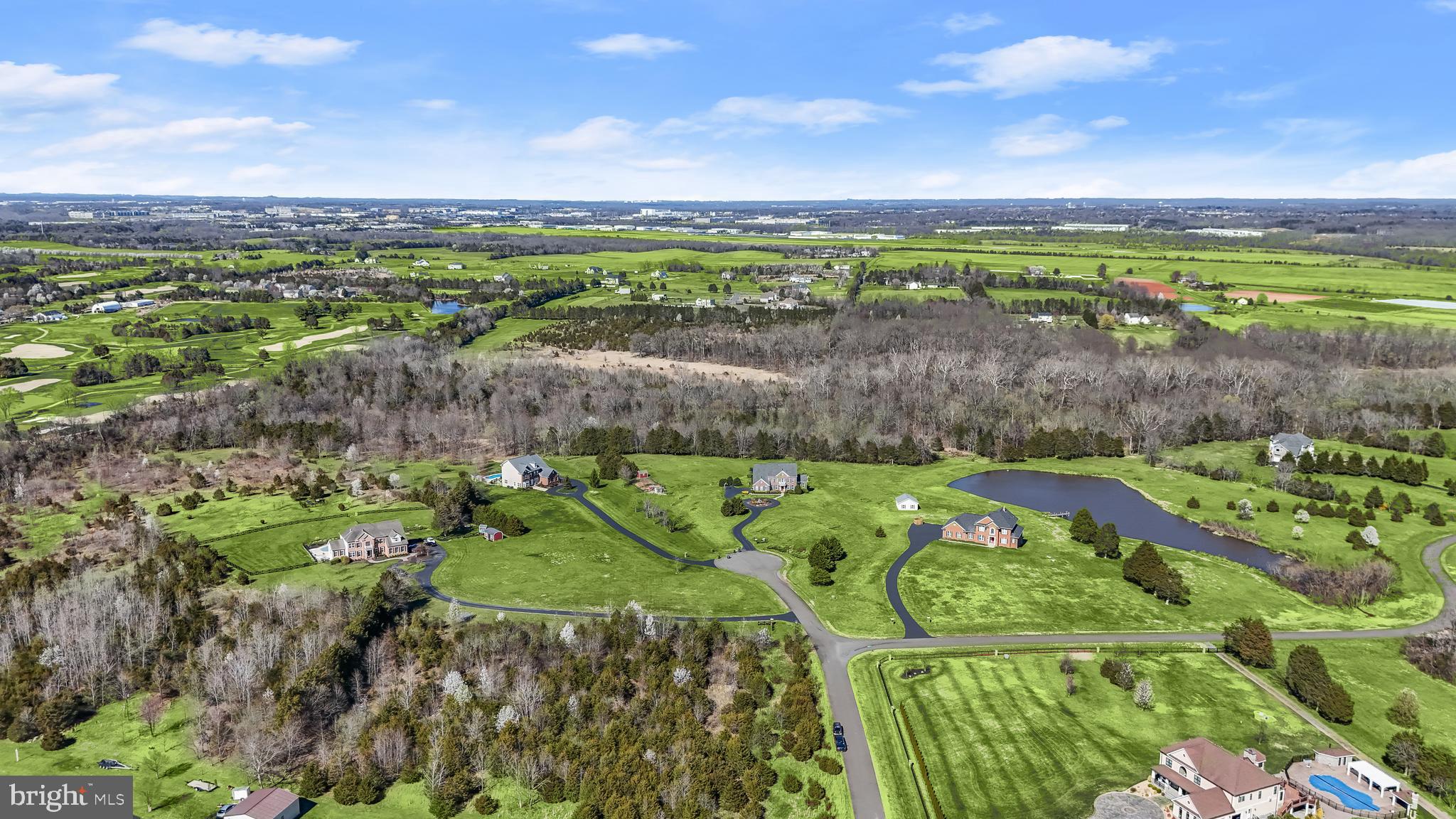 KETTLE RUN ESTATES - Residential