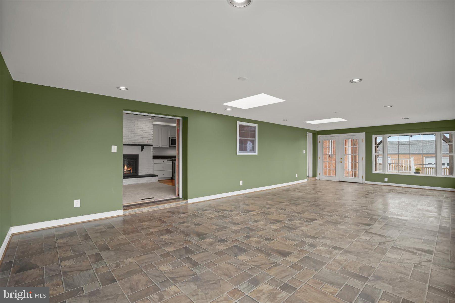 KETTLE RUN ESTATES - Residential