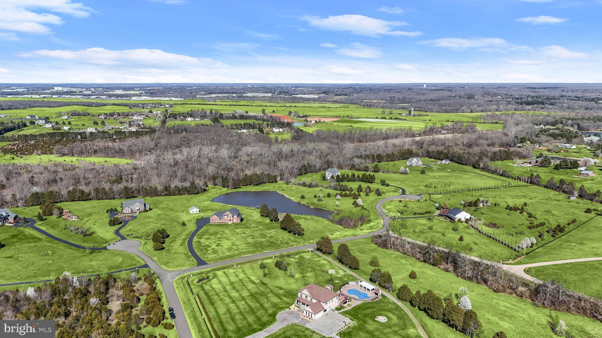 KETTLE RUN ESTATES - Residential