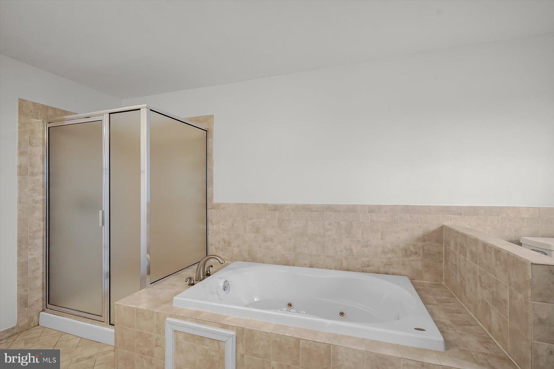 KETTLE RUN ESTATES - Residential