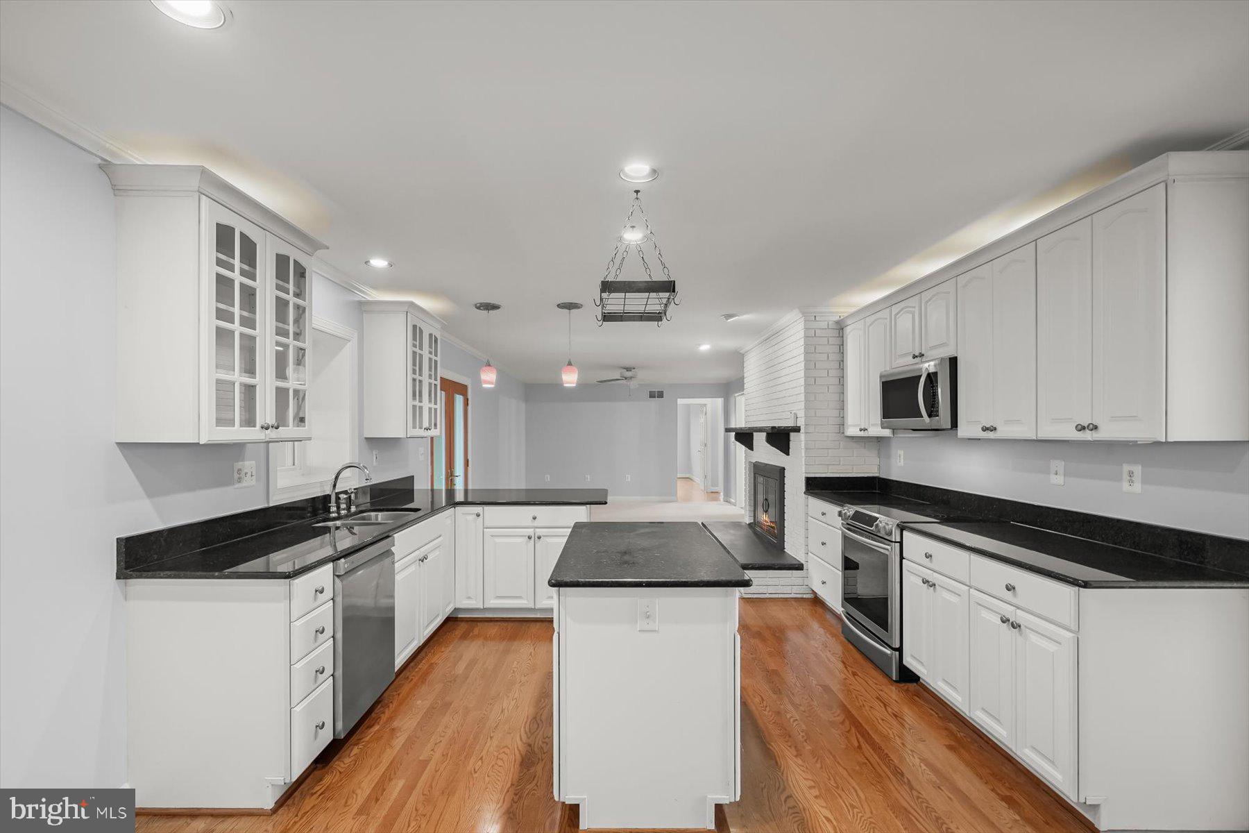 KETTLE RUN ESTATES - Residential