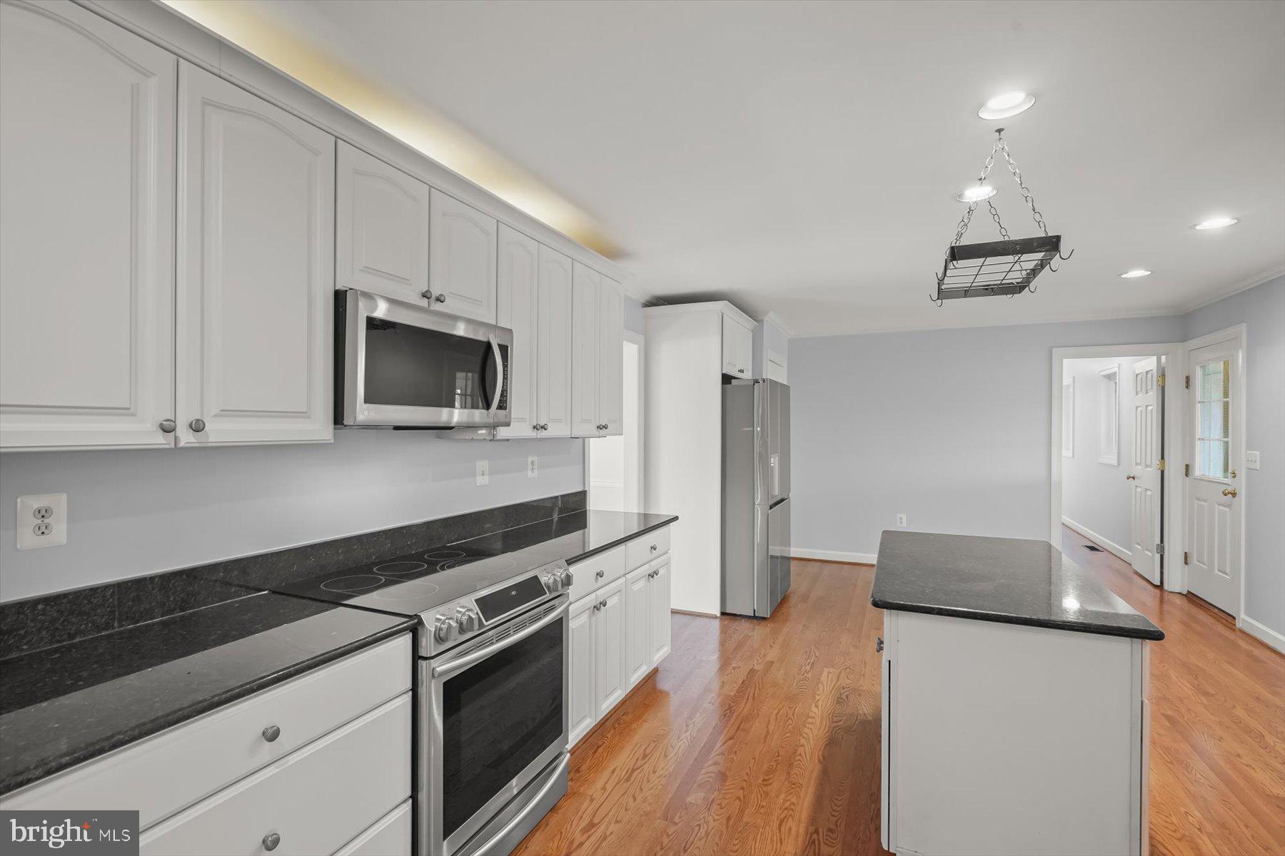 KETTLE RUN ESTATES - Residential