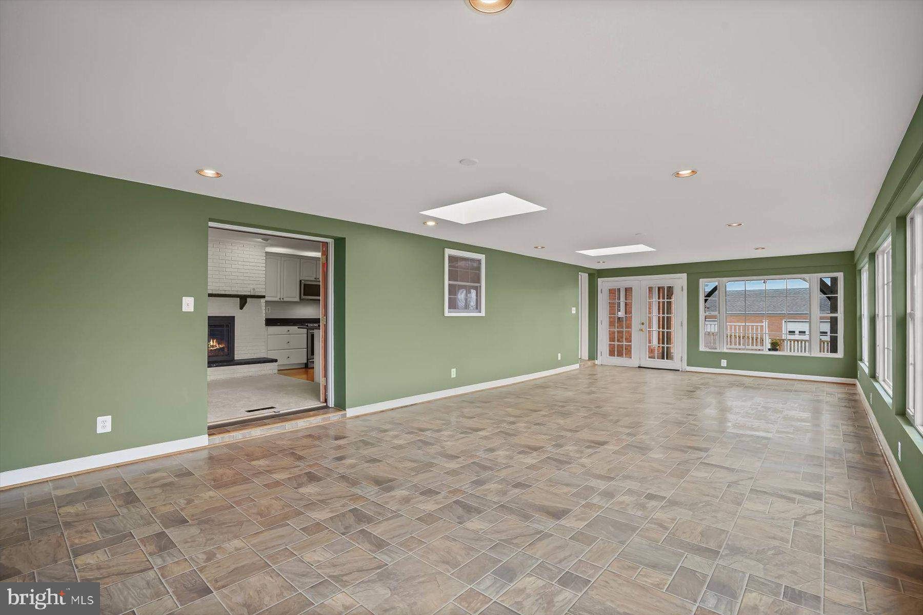 KETTLE RUN ESTATES - Residential