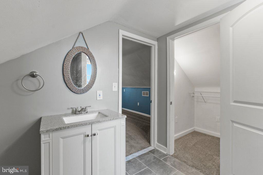 PARKVILLE - Residential